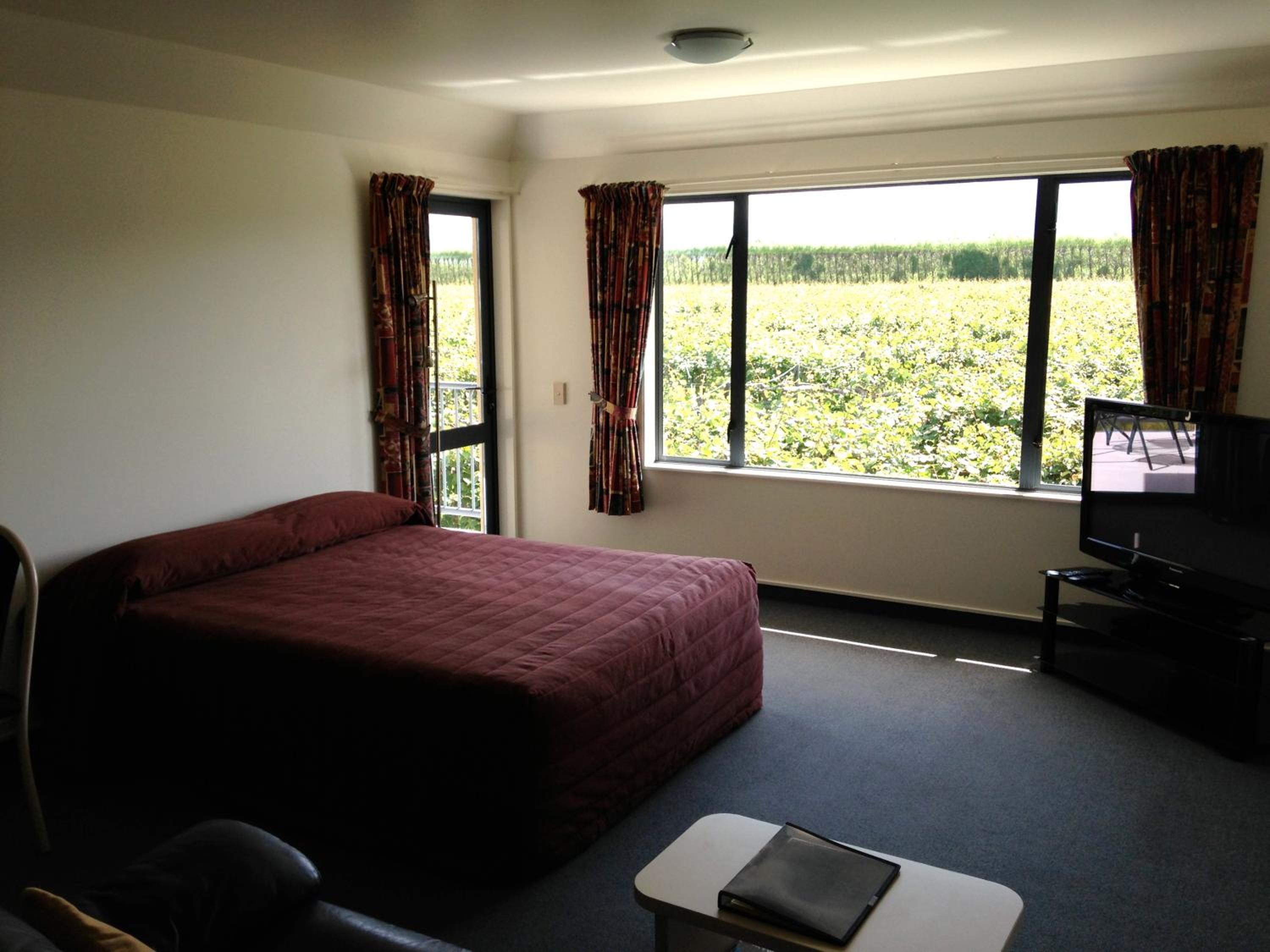 One-Bedroom Family Apartment