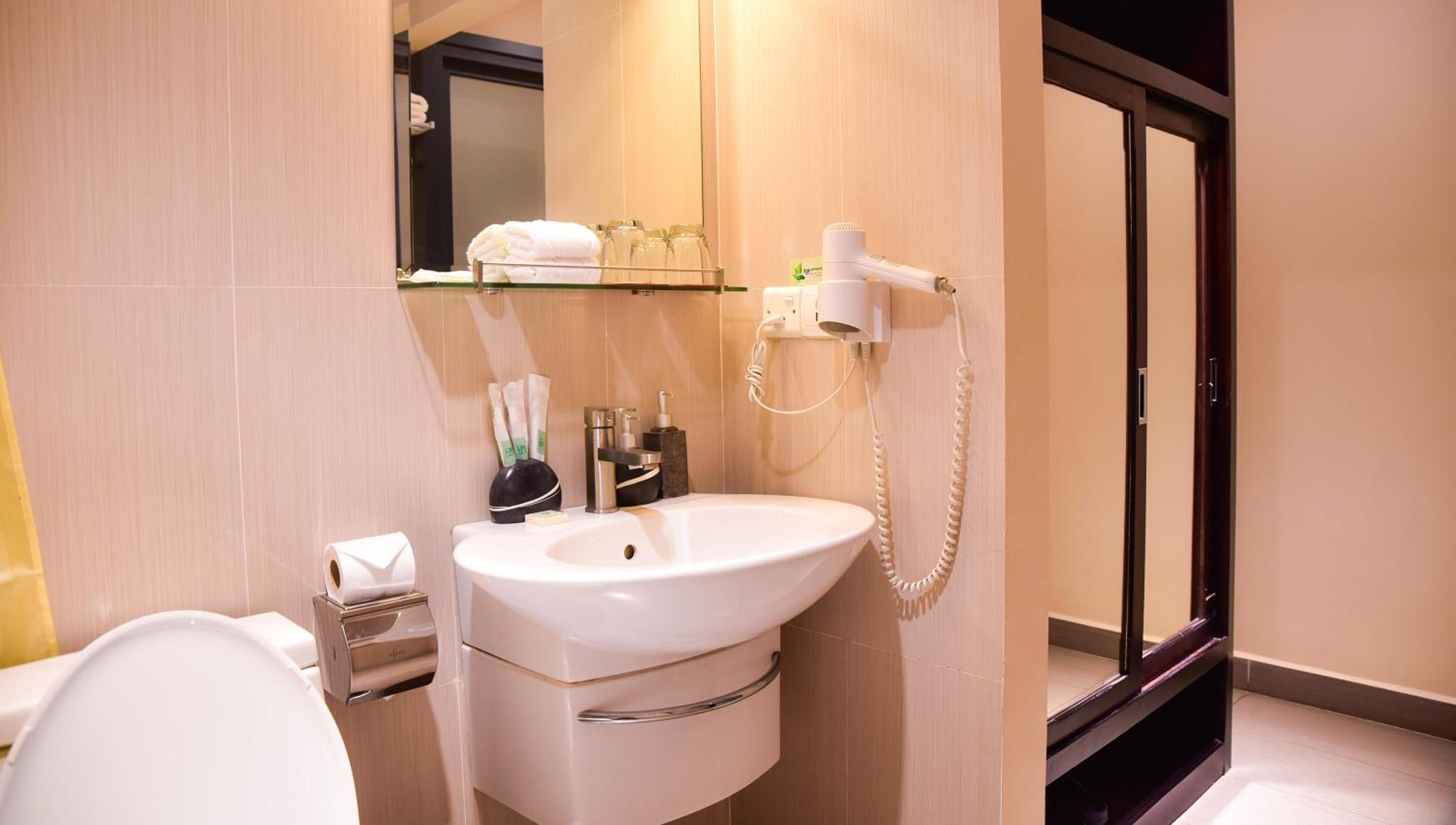 Deluxe Double Room - Photo 7
