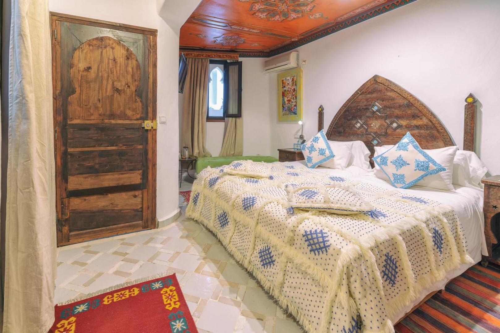 Standard Double or Twin Room photo 3
