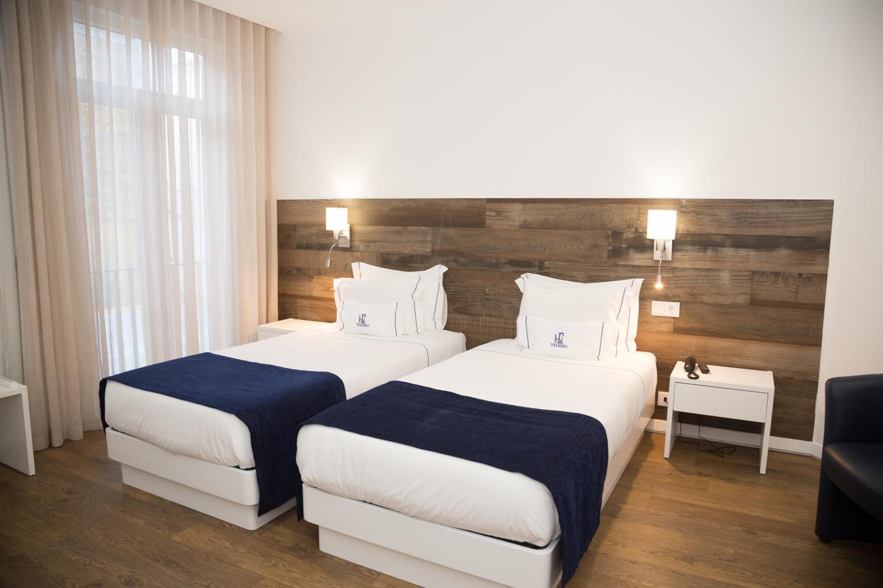 Twin Room with Garden View - Photo 4