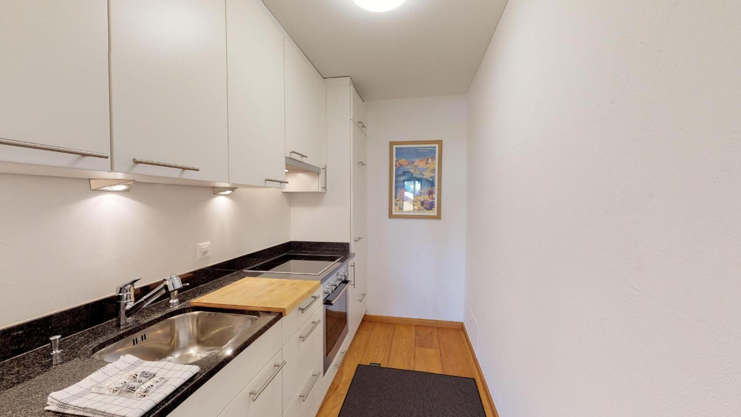 Apartment with Mountain View photo 3