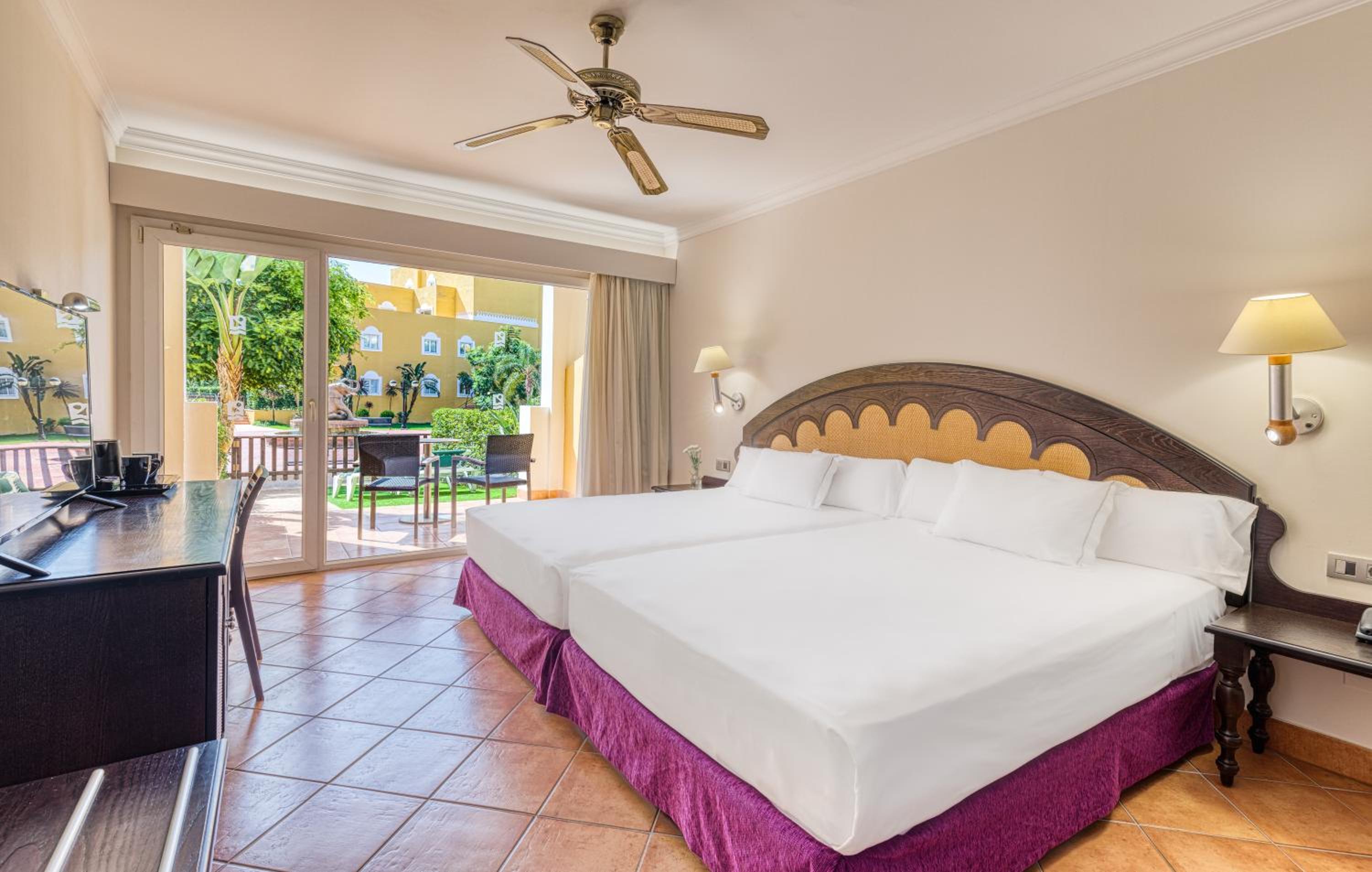 Superior Twin Room with Garden View - Photo 1