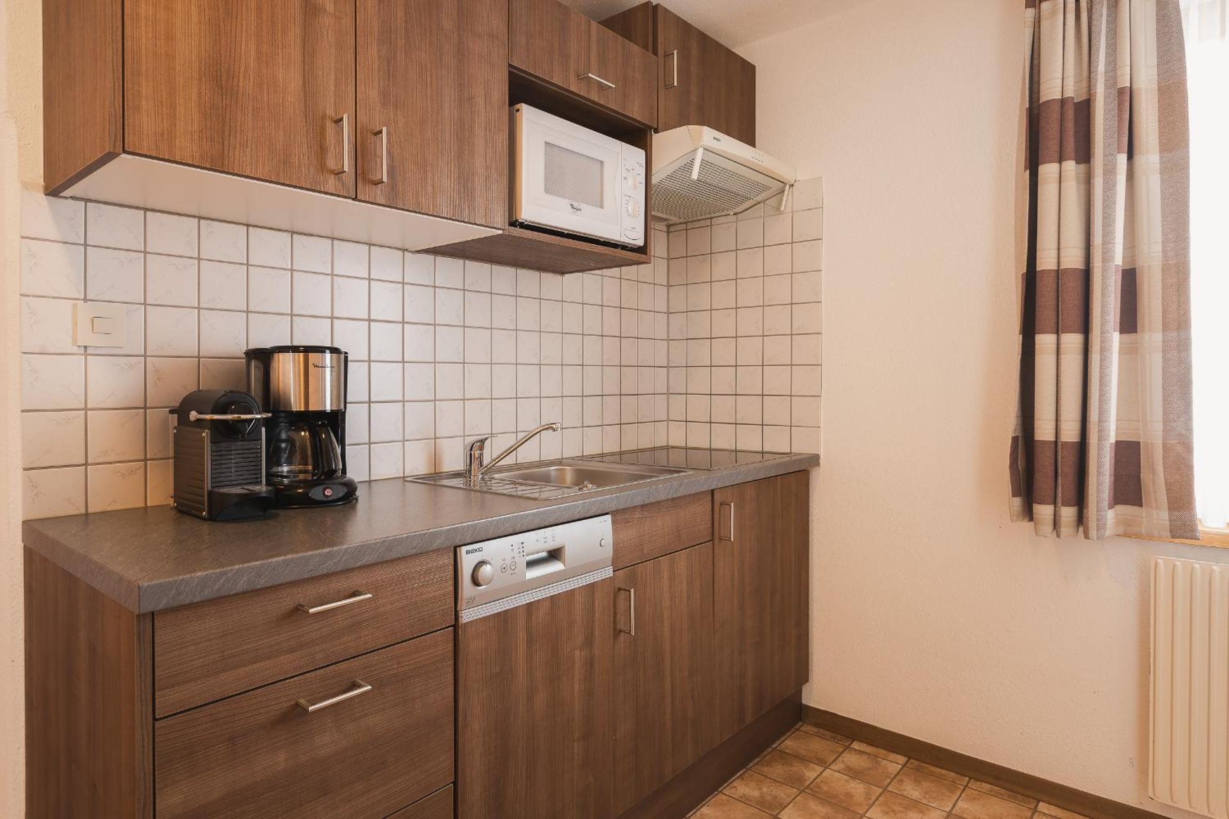 One-Bedroom Apartment photo 3