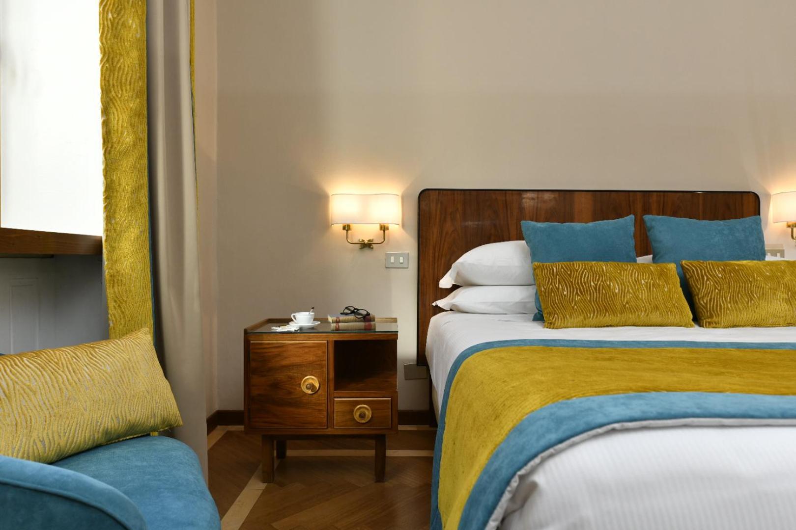 Classic Double or Twin Room thumbnail 5