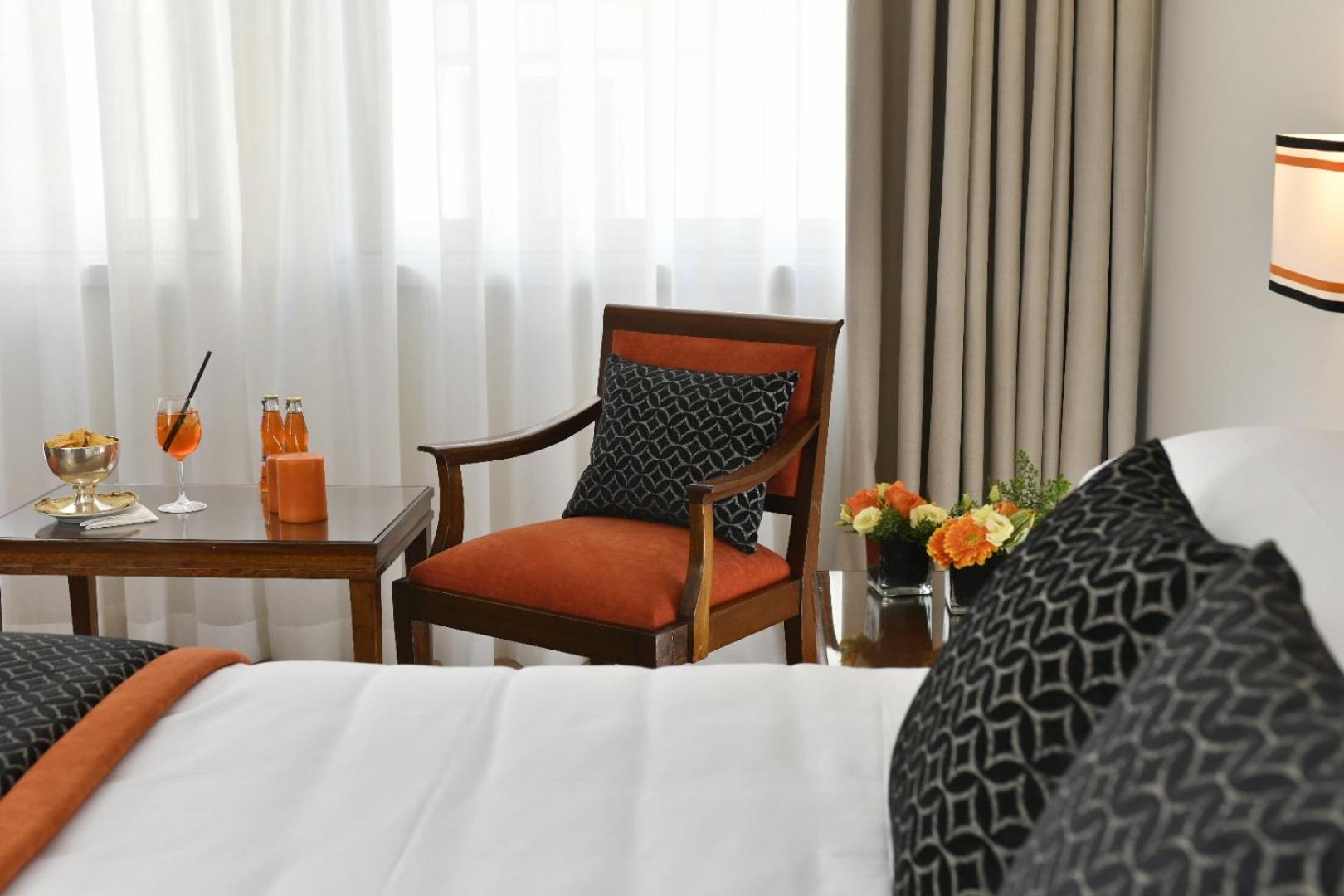 Classic Double or Twin Room thumbnail 6