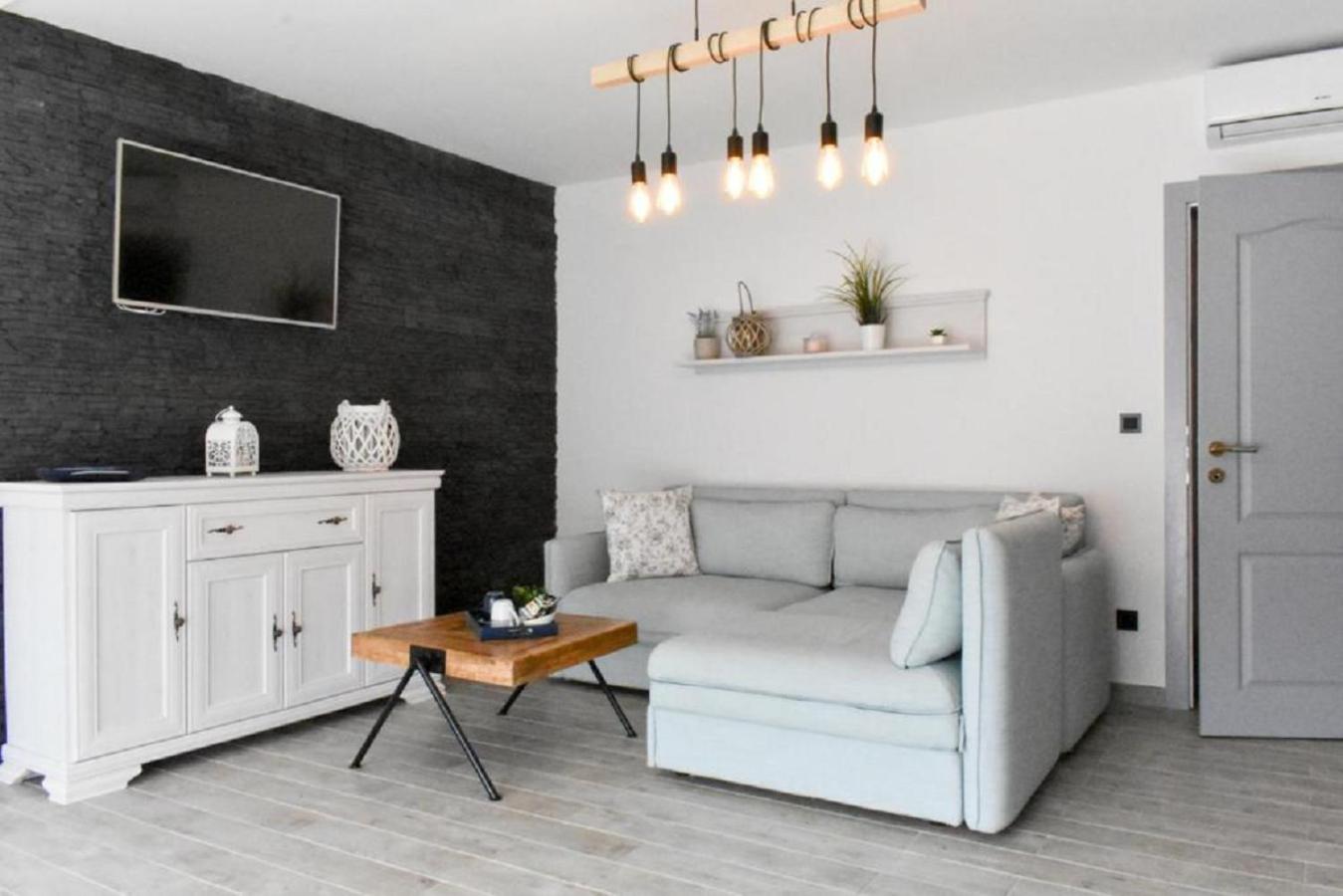 Superior Apartment photo 1