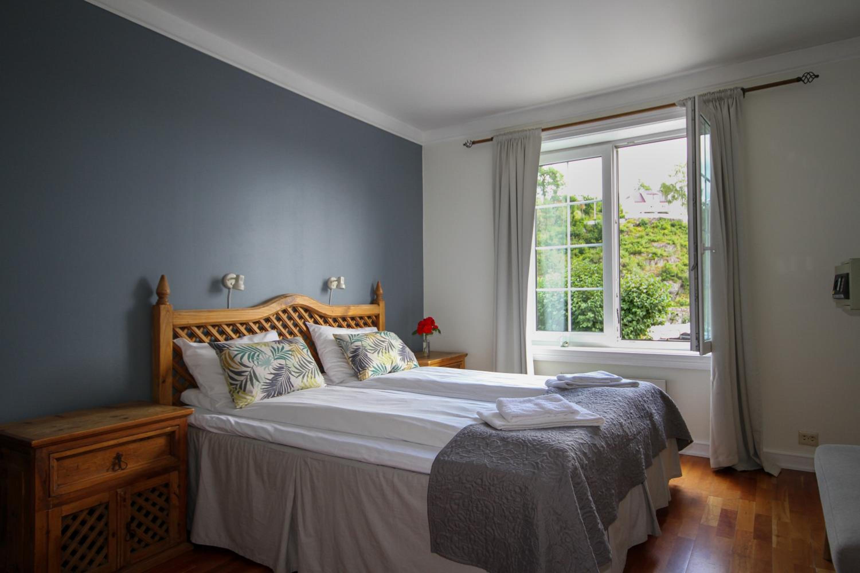 Double Room - Photo 2