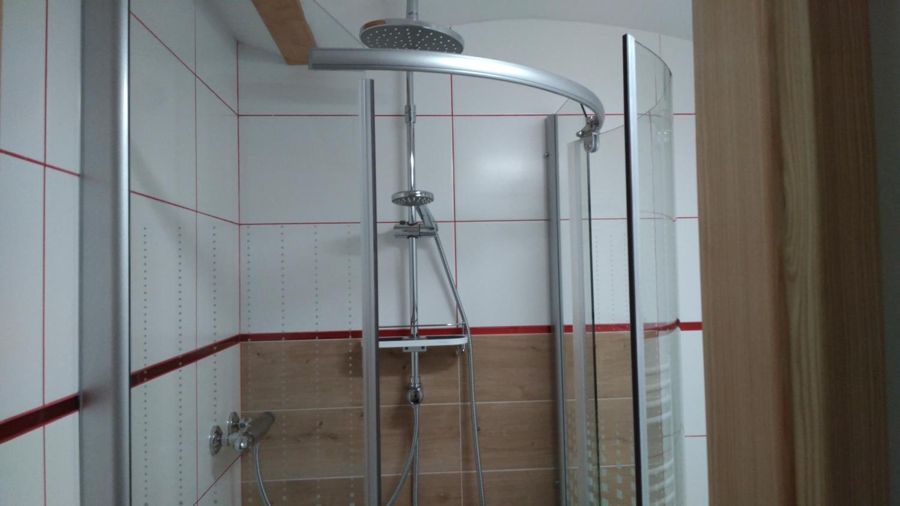 Single Room with Bathroom photo 3