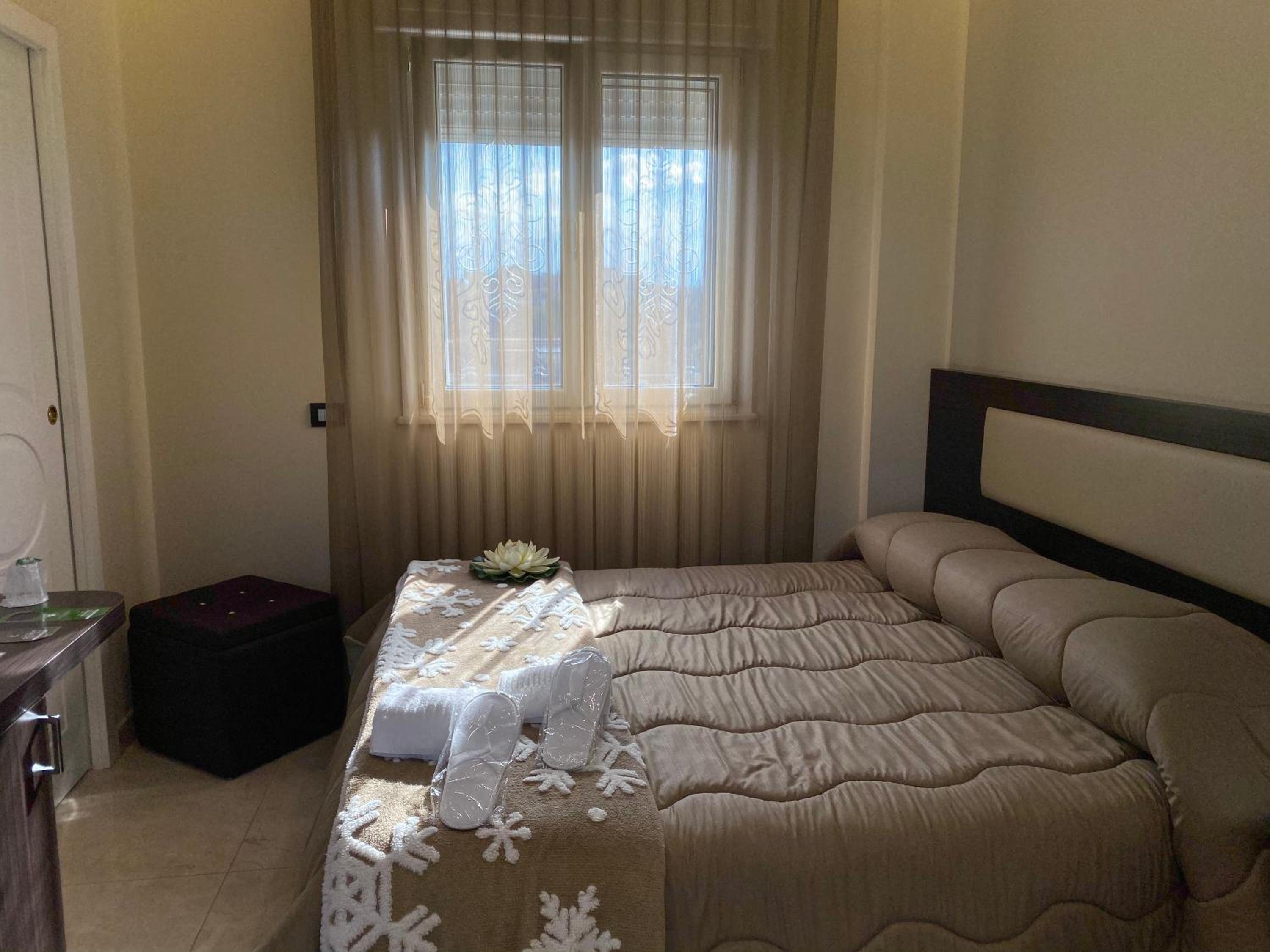 Economy Double Room photo 2