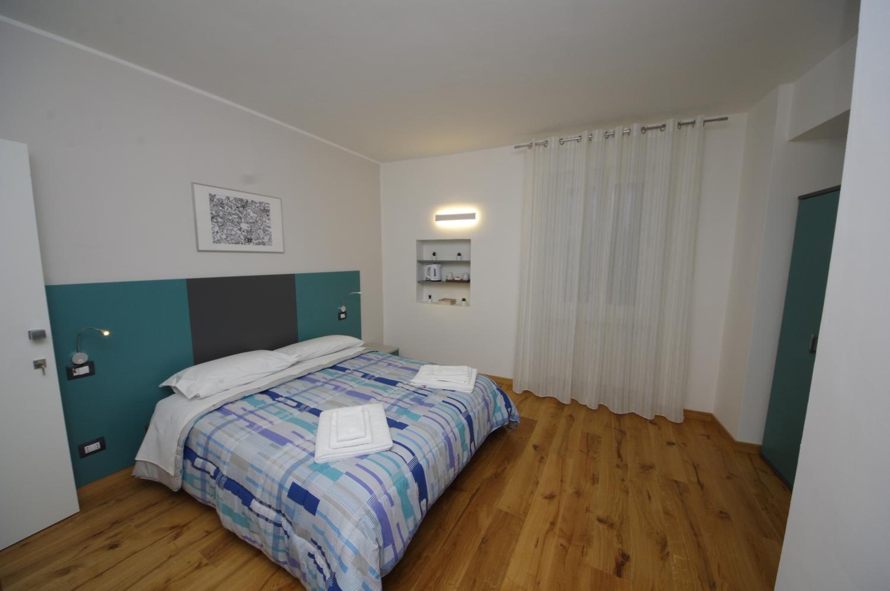 Double Room with Private Bathroom photo 2