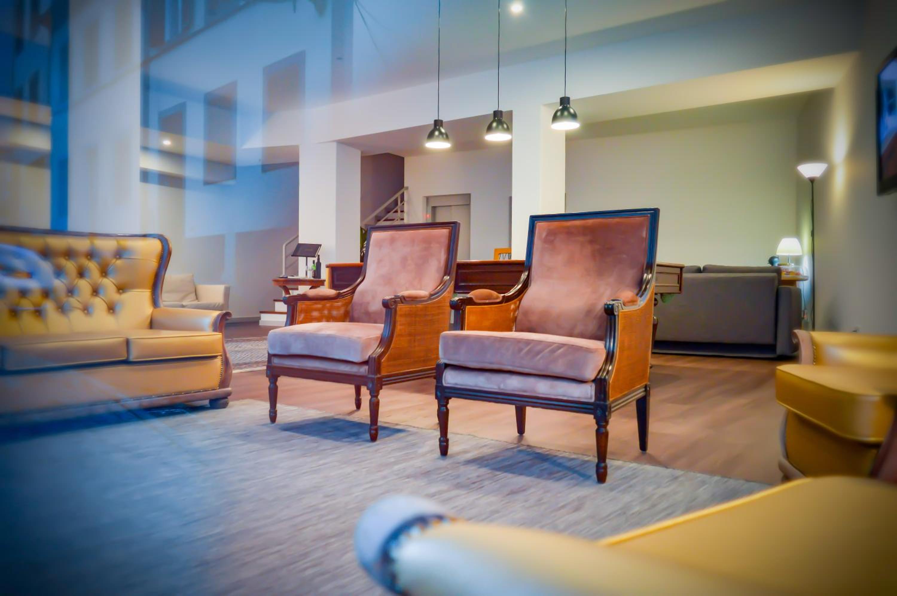 Deluxe Suite - Photo 1
