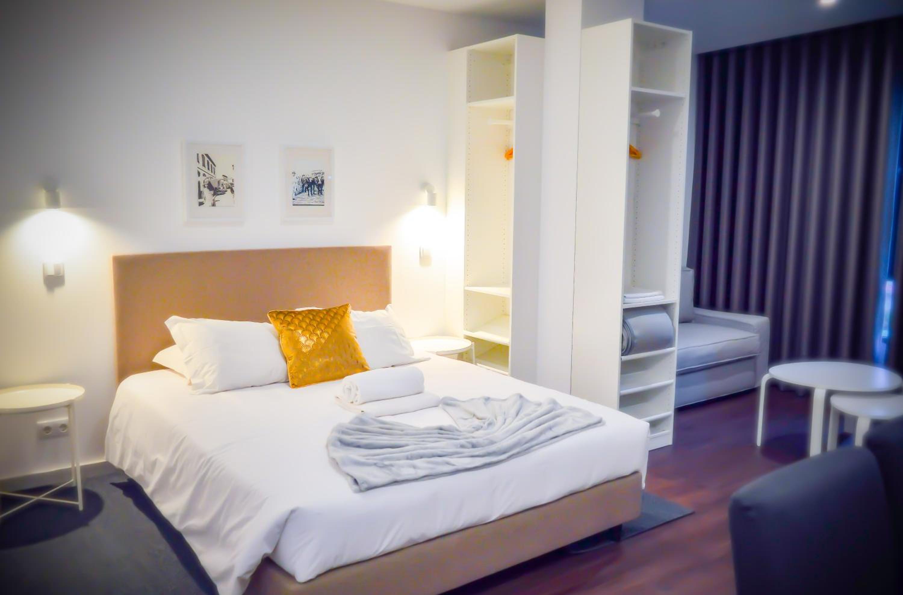 Suite with City View - Photo 1