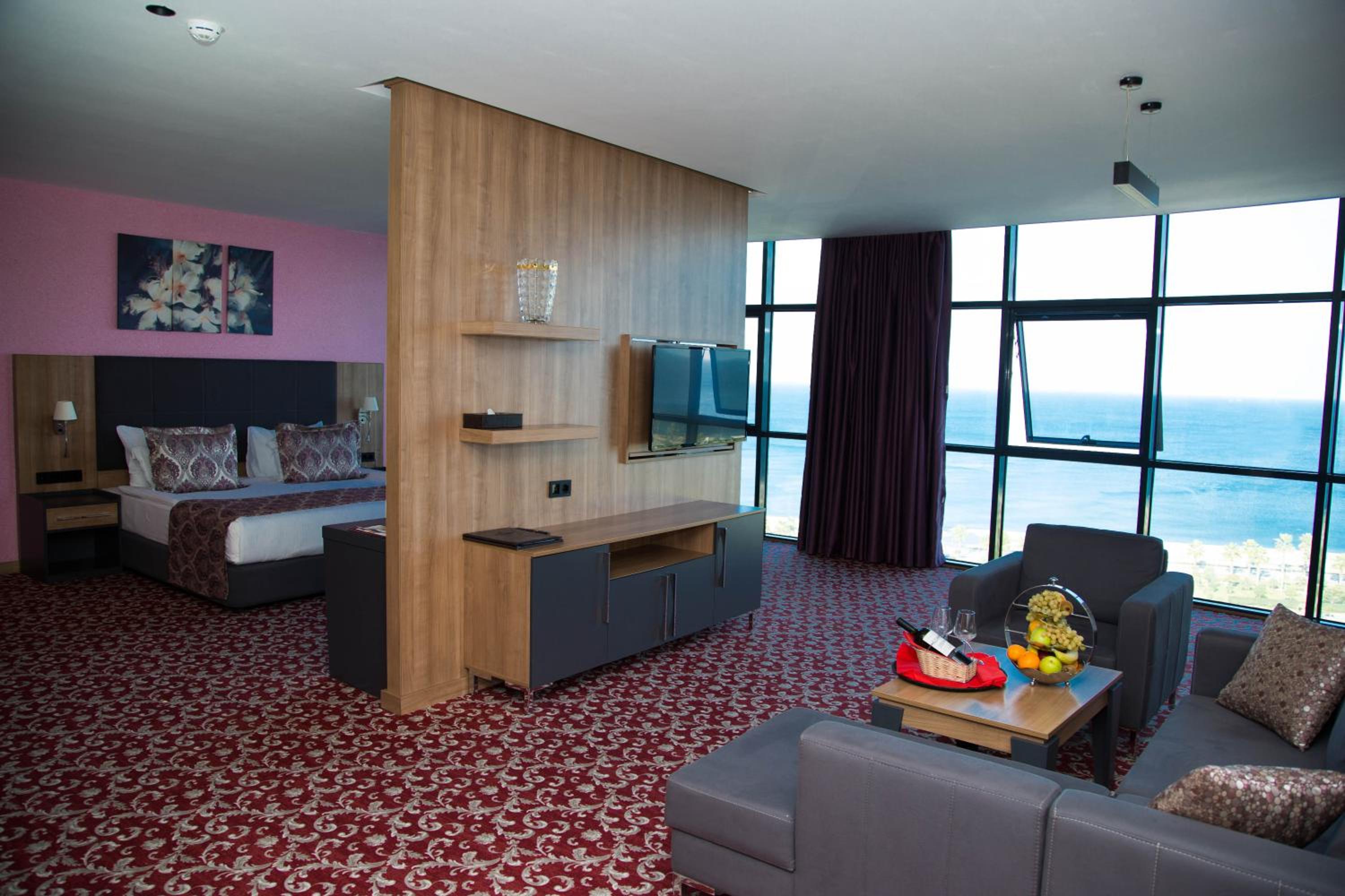 Executive Suite