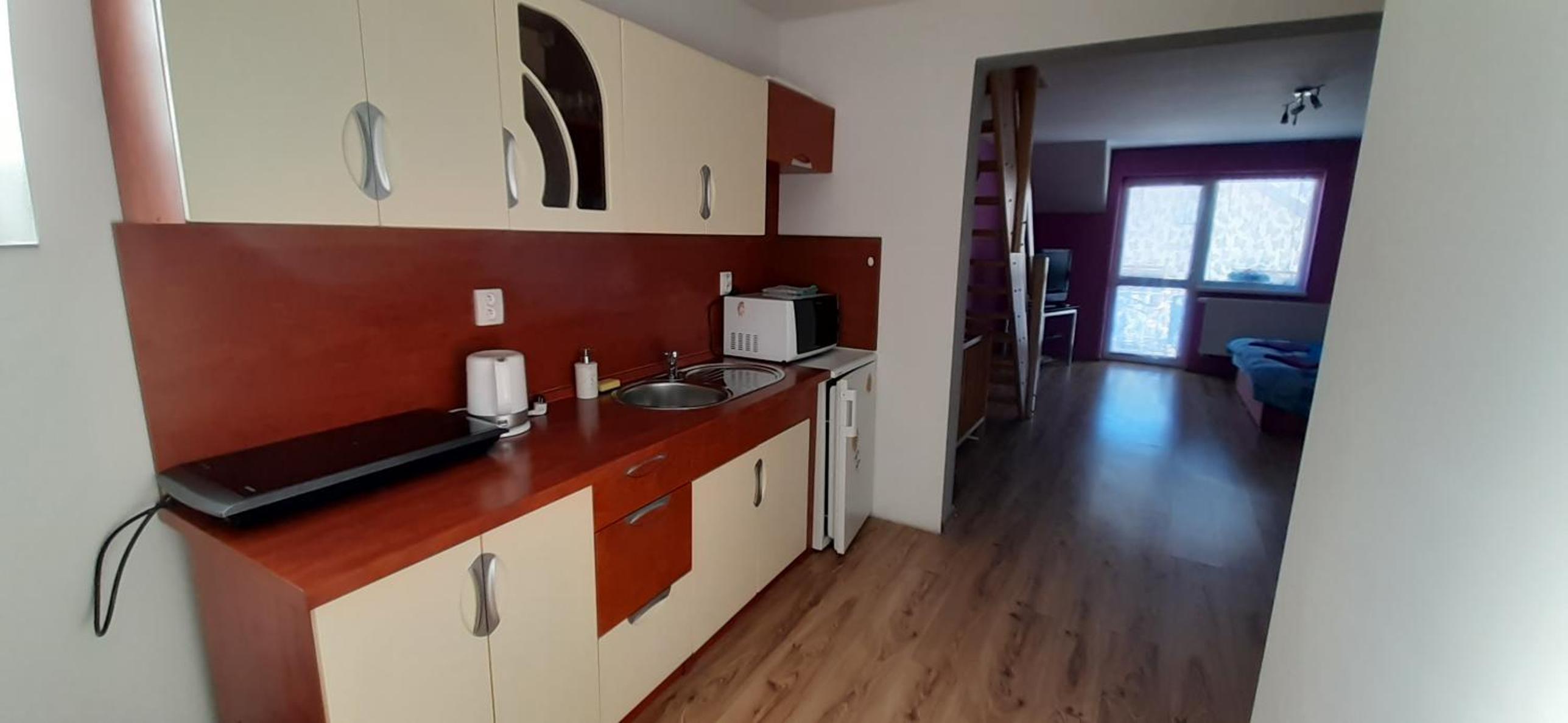 Apartment with Balcony photo 2
