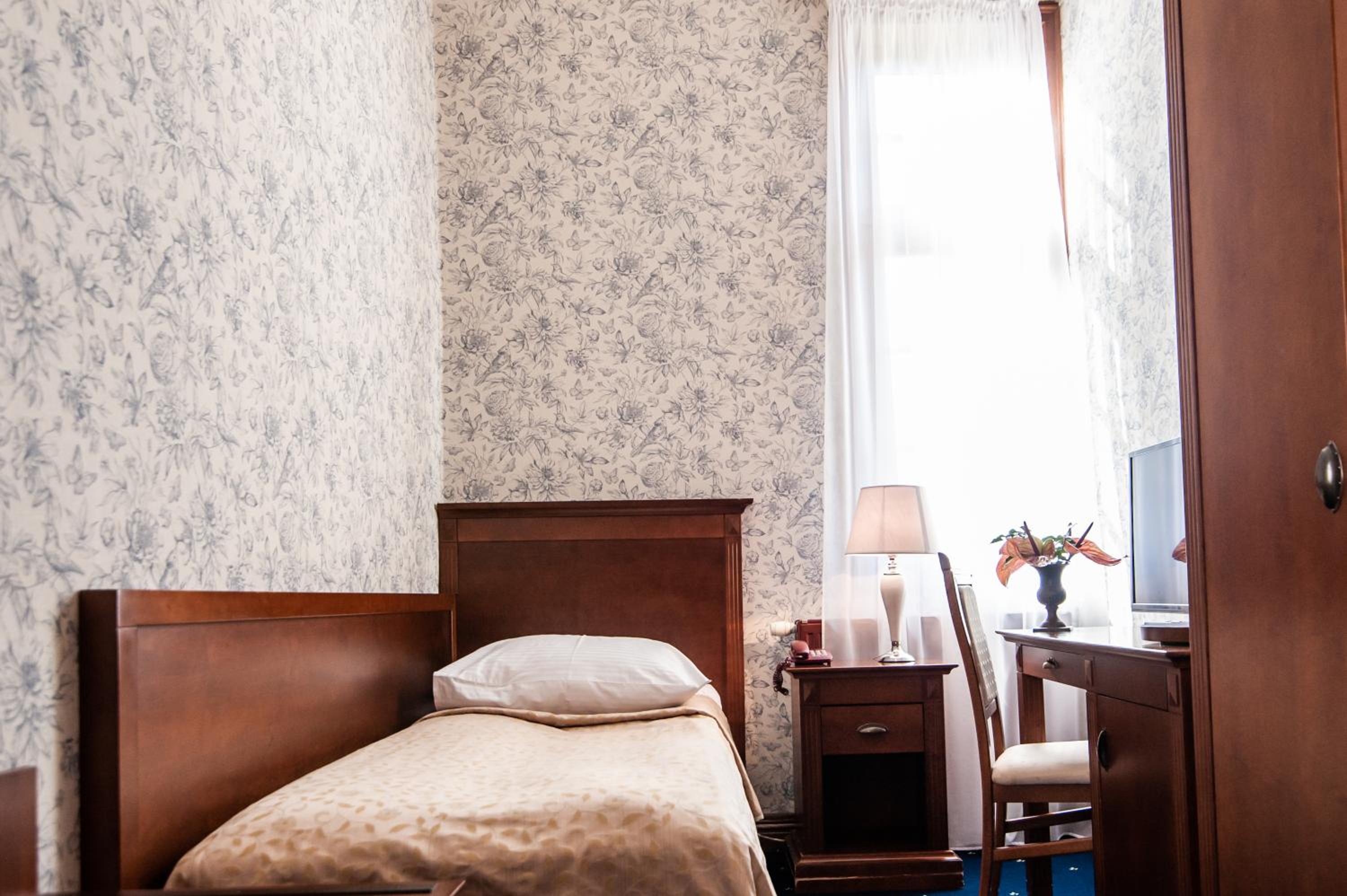 Single Room photo 2