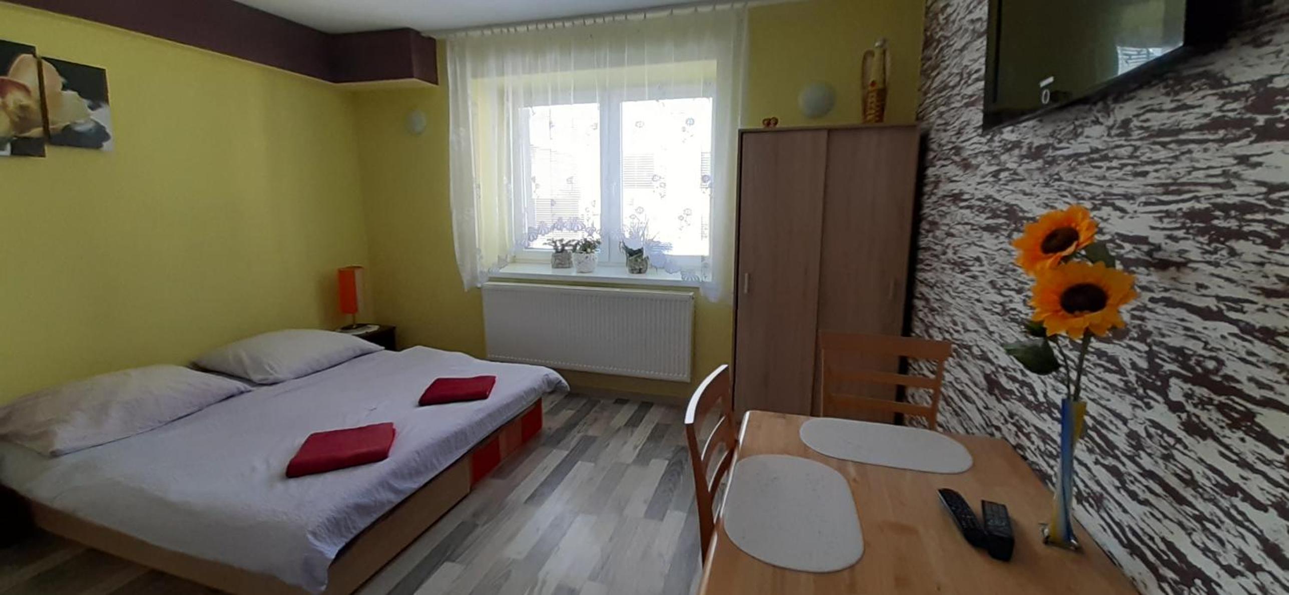 Studio Apartment photo 1