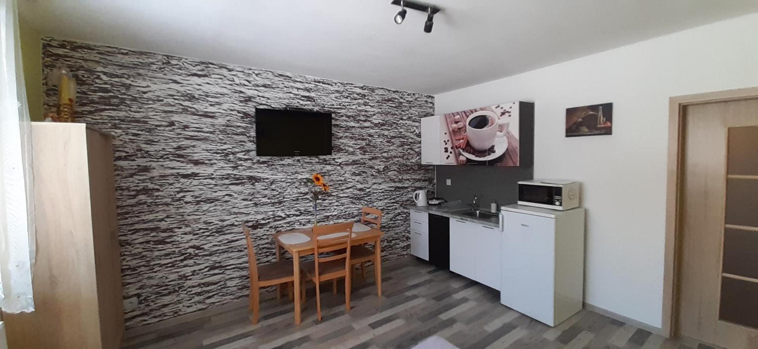 Studio Apartment photo 3