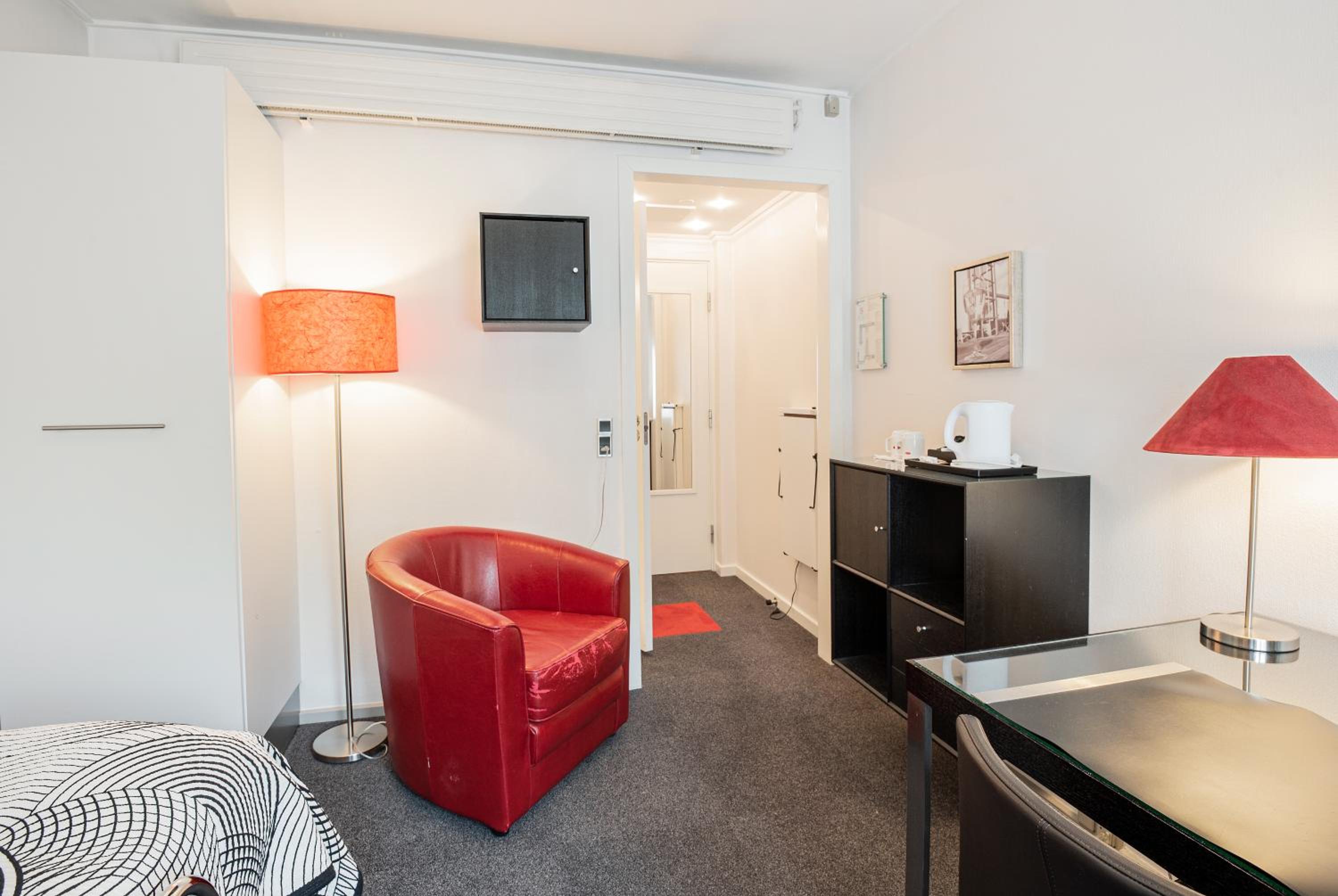Standard Single Room