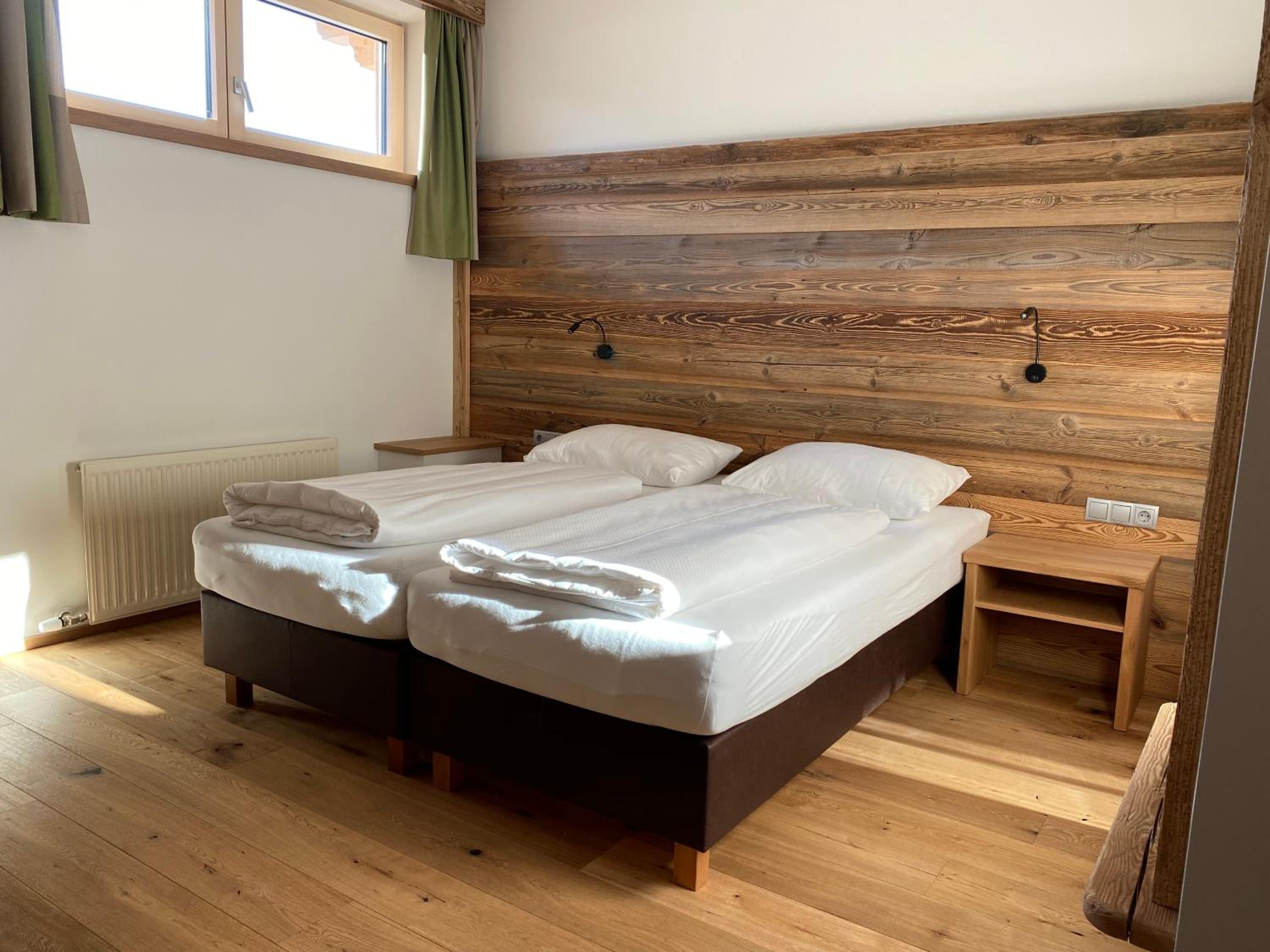 Budget Double Room photo 2