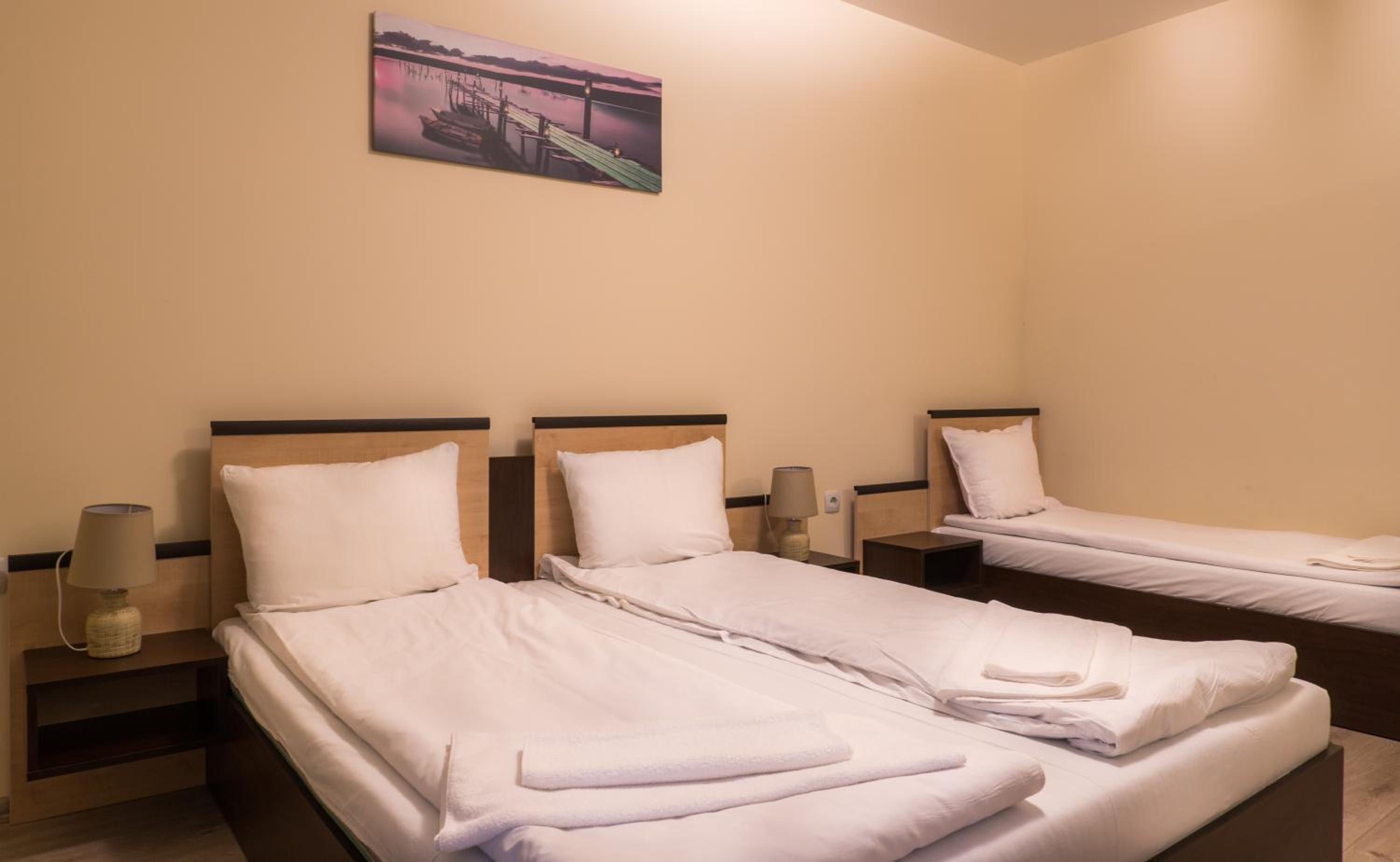 Triple Room - Photo 1