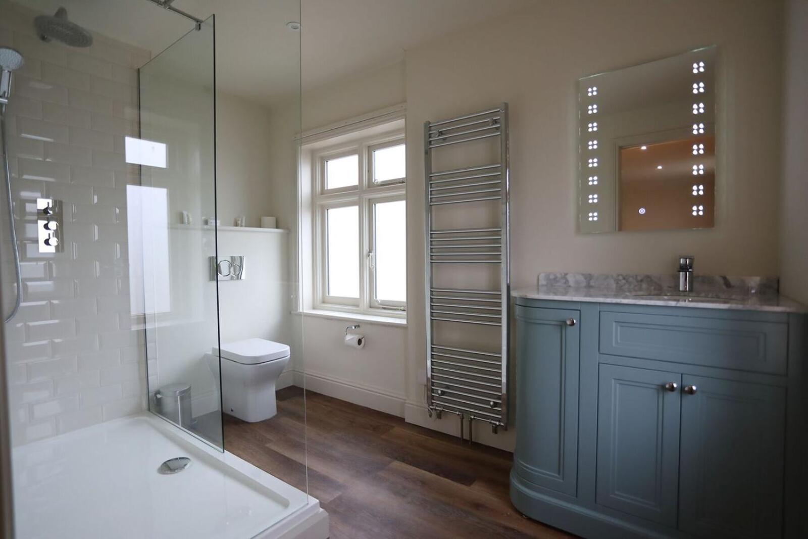 Deluxe Quadruple Room - Photo 4