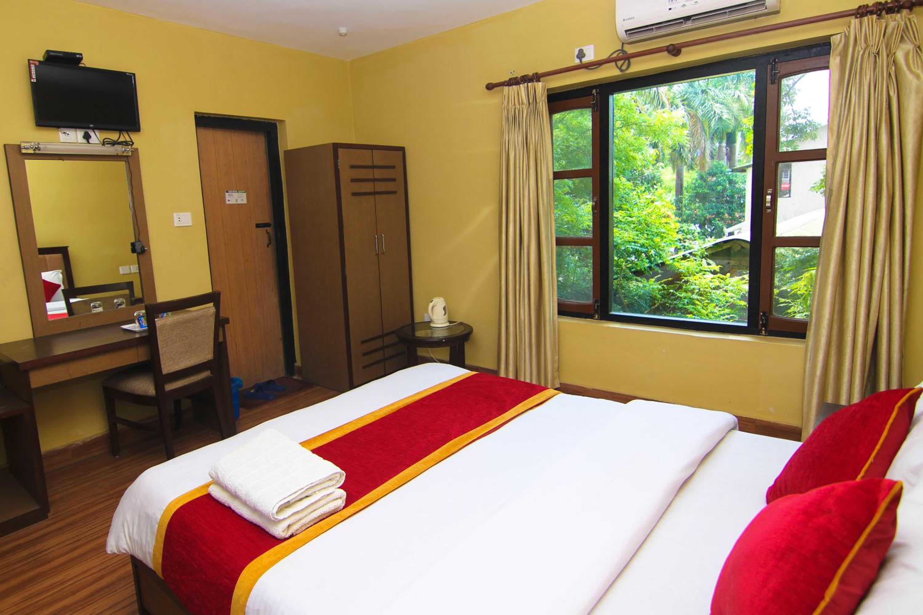 Deluxe Double or Twin Room photo 3