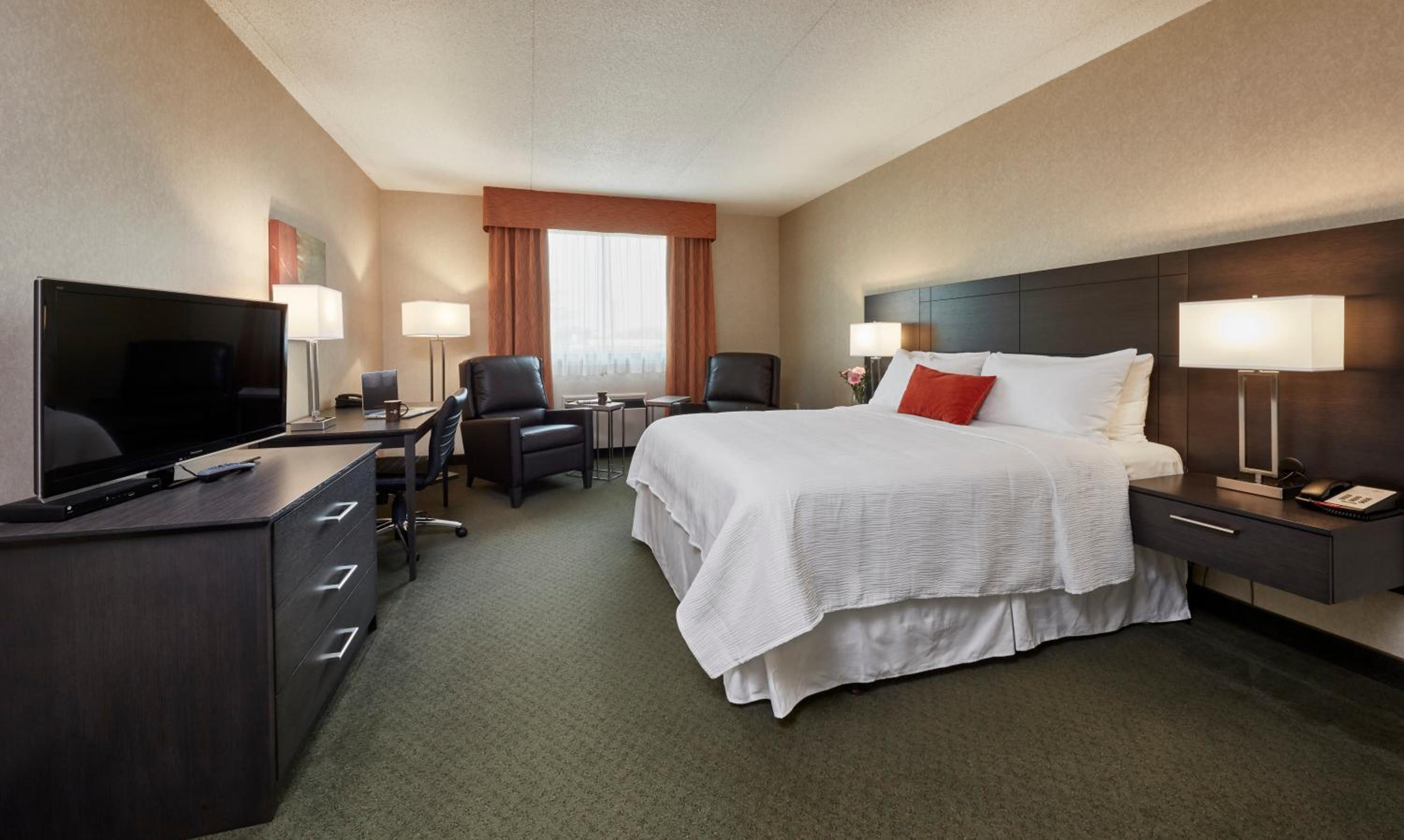 Standard Queen Room photo 2