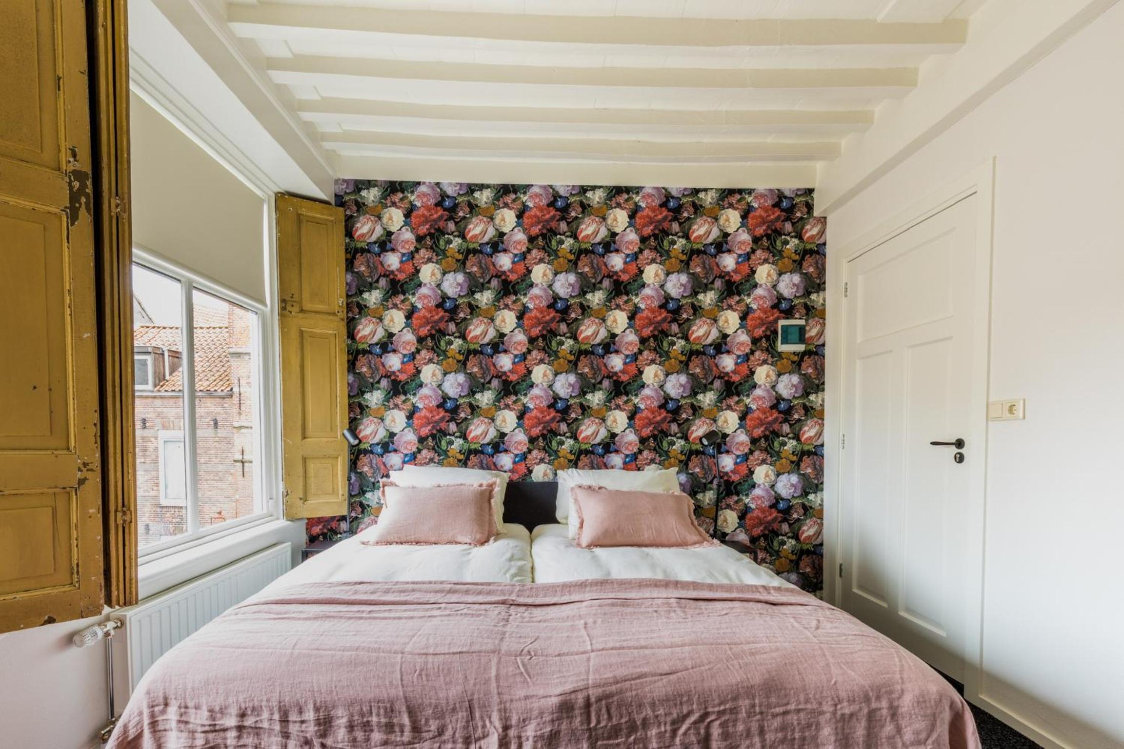 Double Room with Private Bathroom - Photo 4
