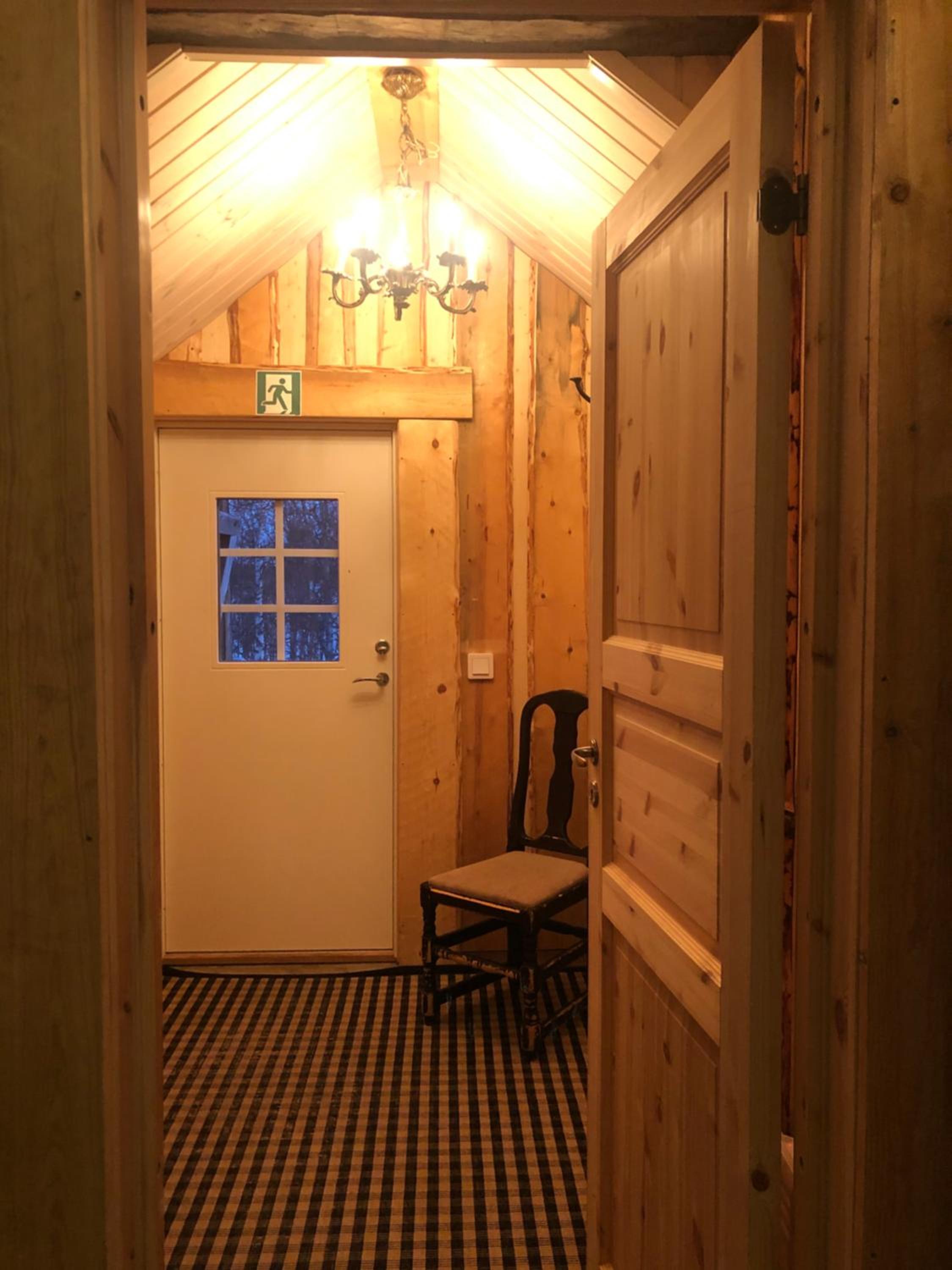 Apartment with Lake View photo 1