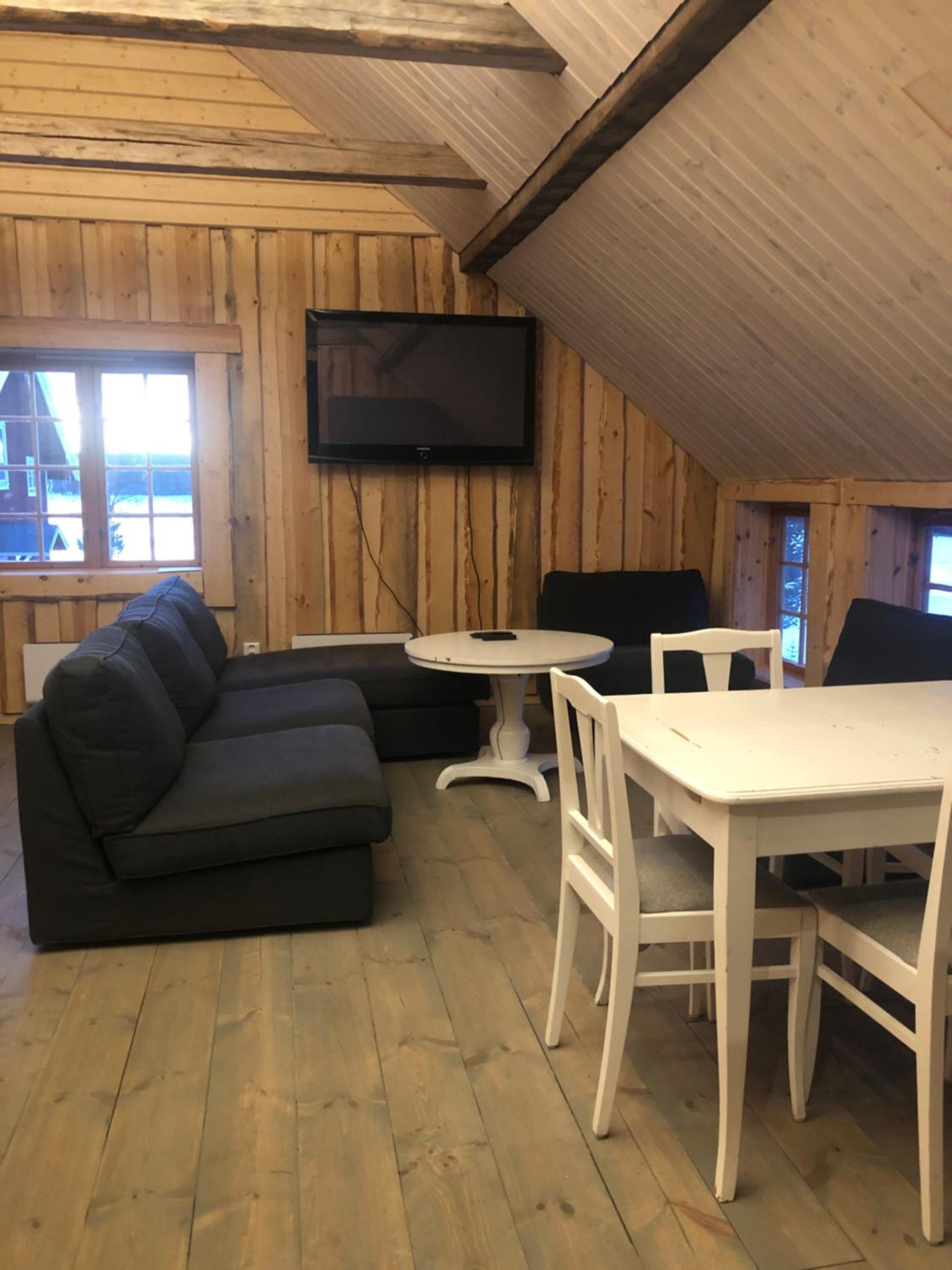 Apartment with Lake View photo 2