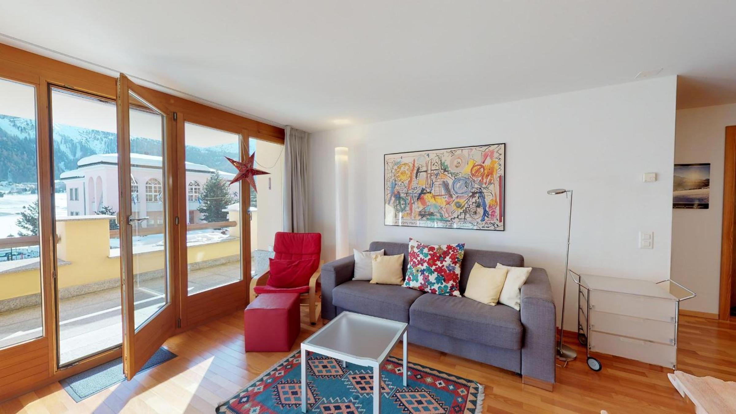 Apartment with Mountain View photo 1