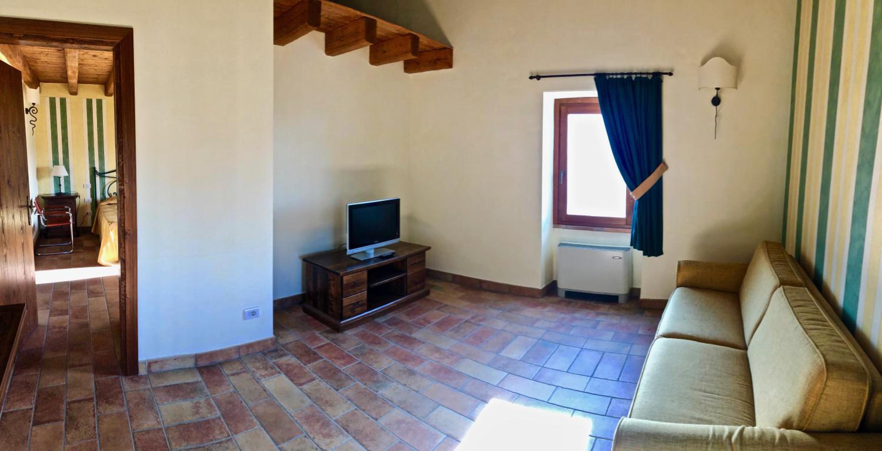 Superior Double Room - Photo 2