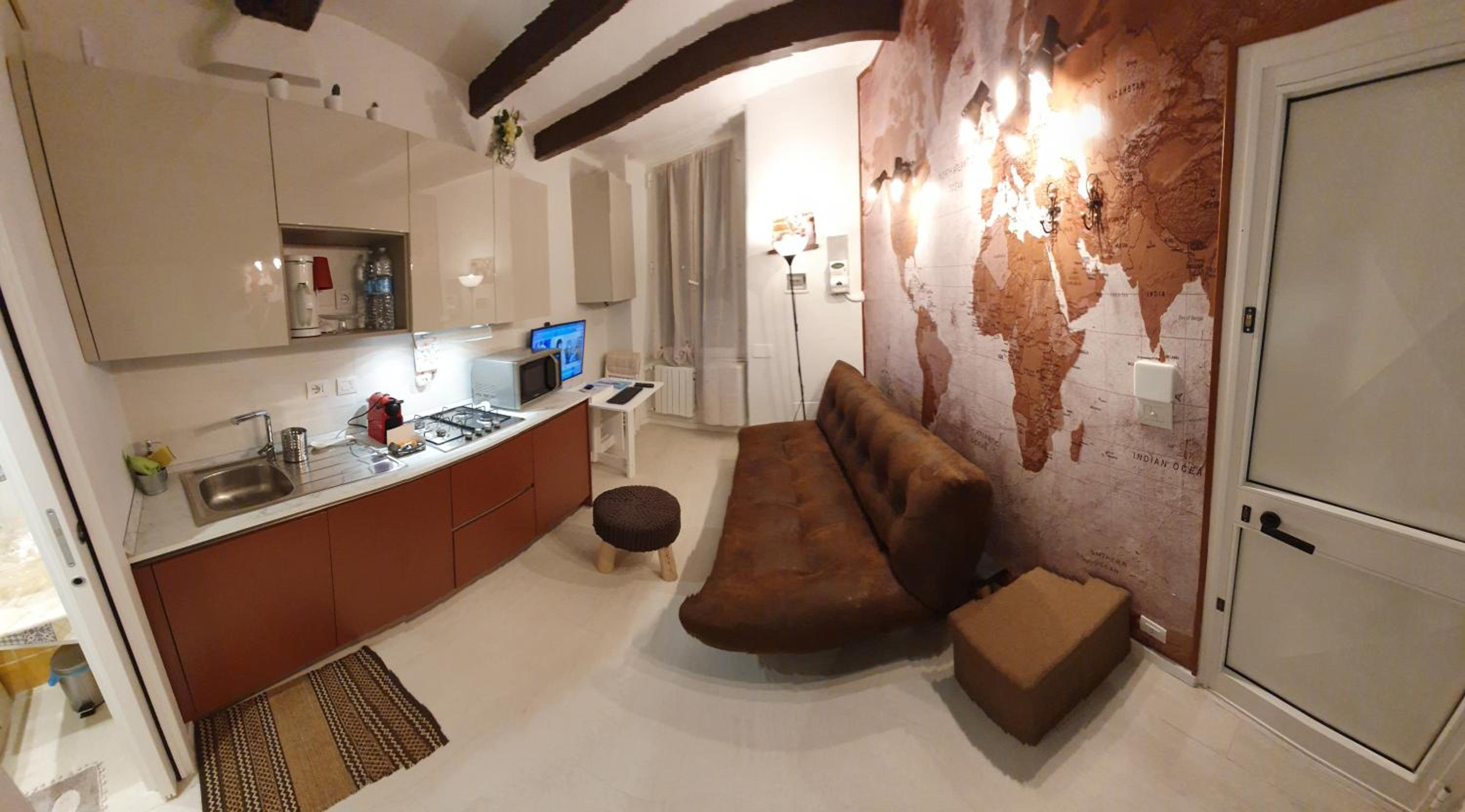 One-Bedroom Apartment