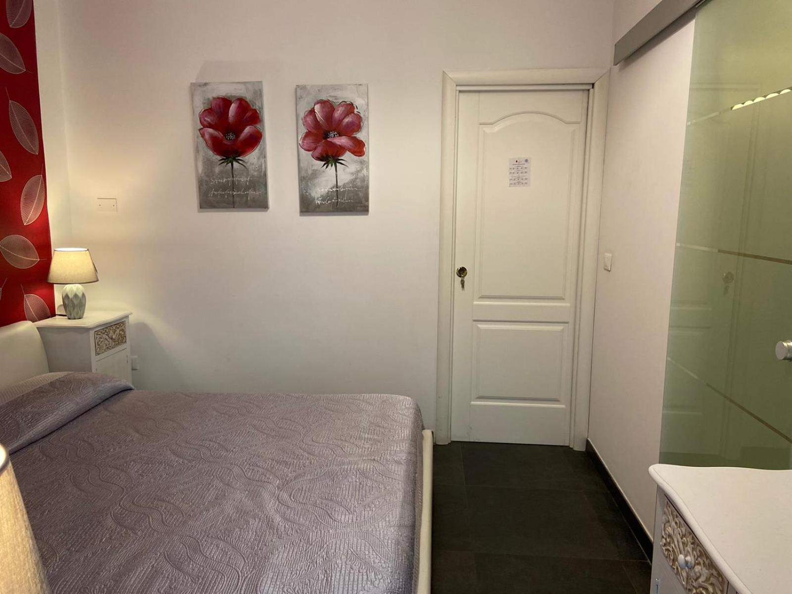 Economy Double Room photo 3