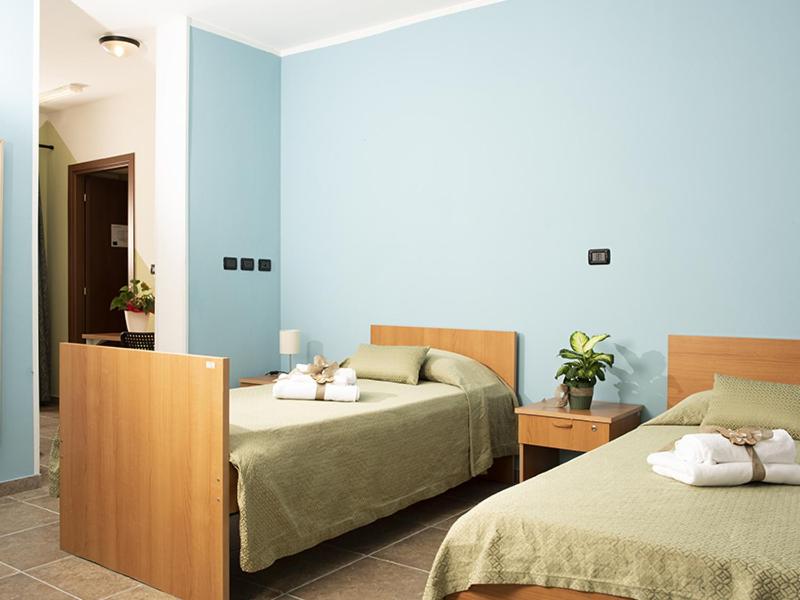 Triple Room with Balcony photo 1