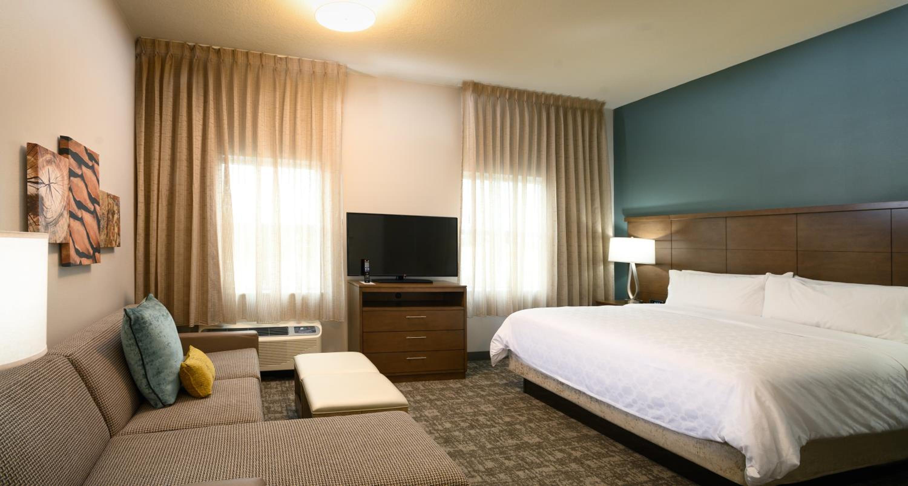King Studio Suite photo 1