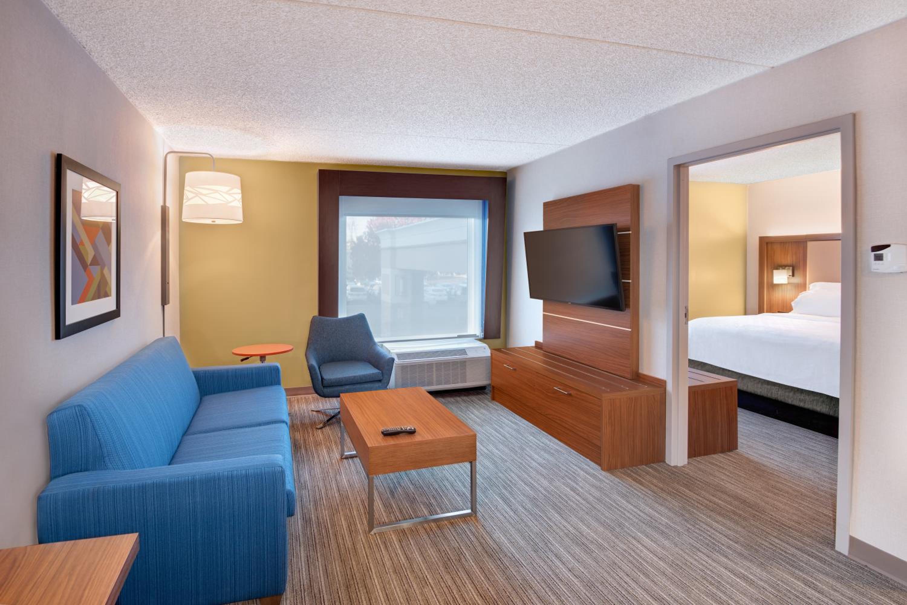 King Suite - Photo 2