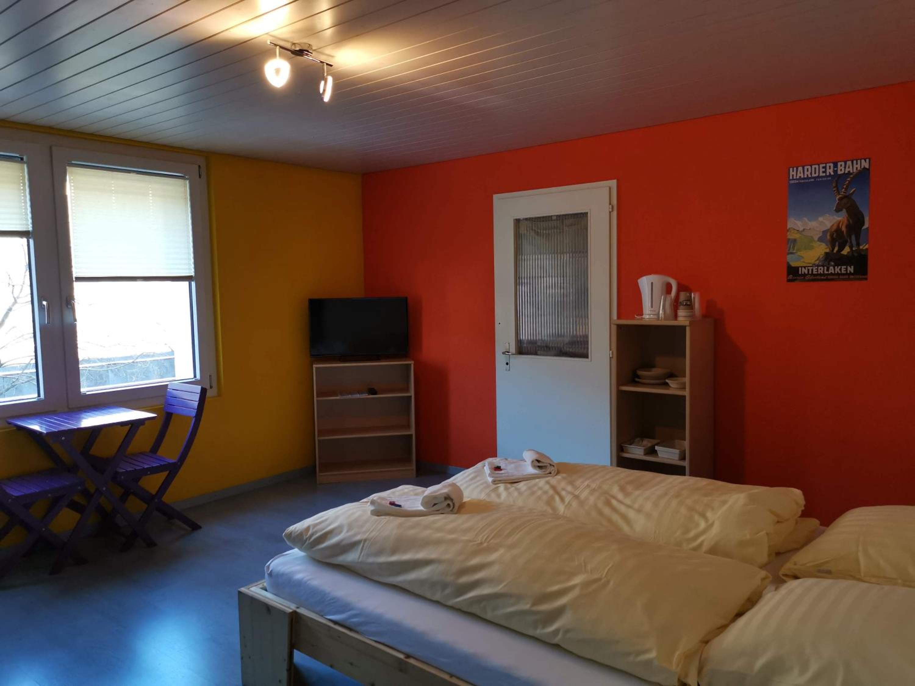 Economy Double Room With Shared Bathroom photo 3
