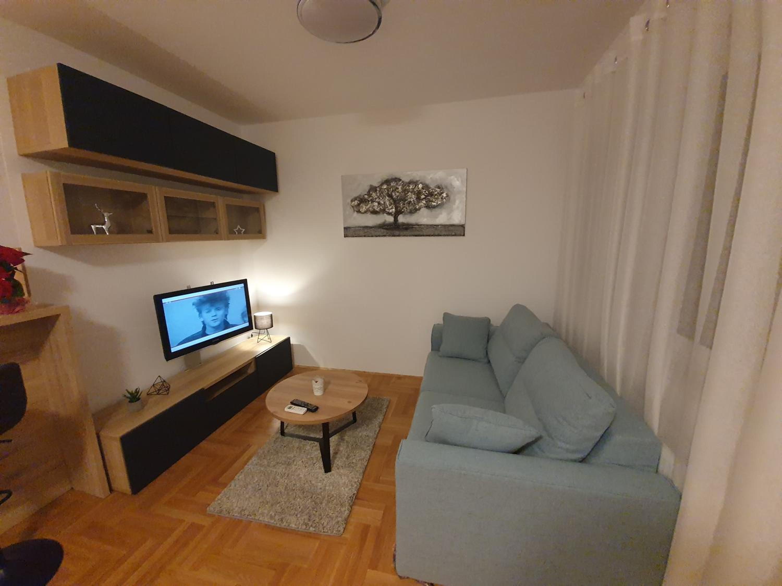 One-Bedroom Apartment - Photo 13