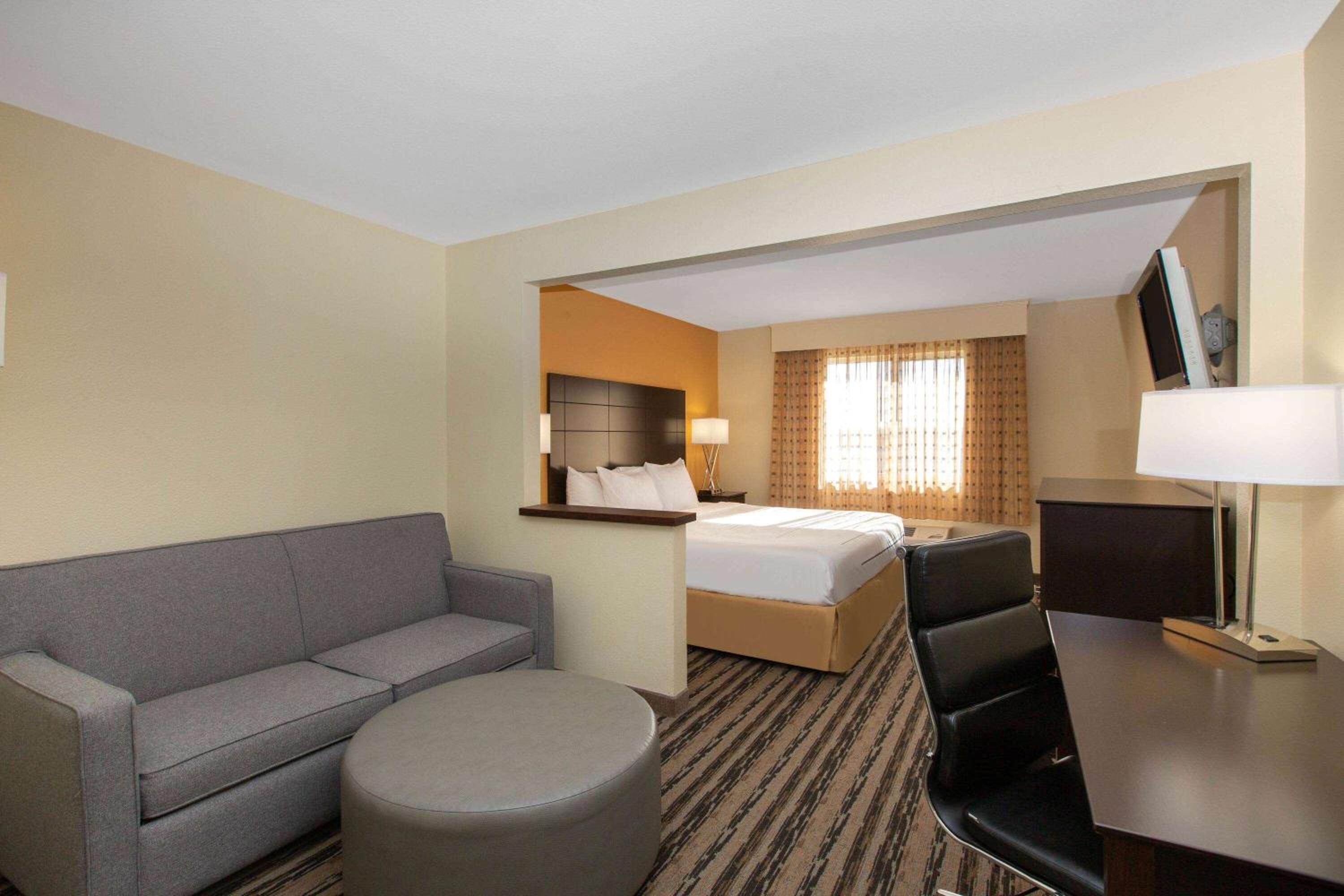 King Suite - Photo 4