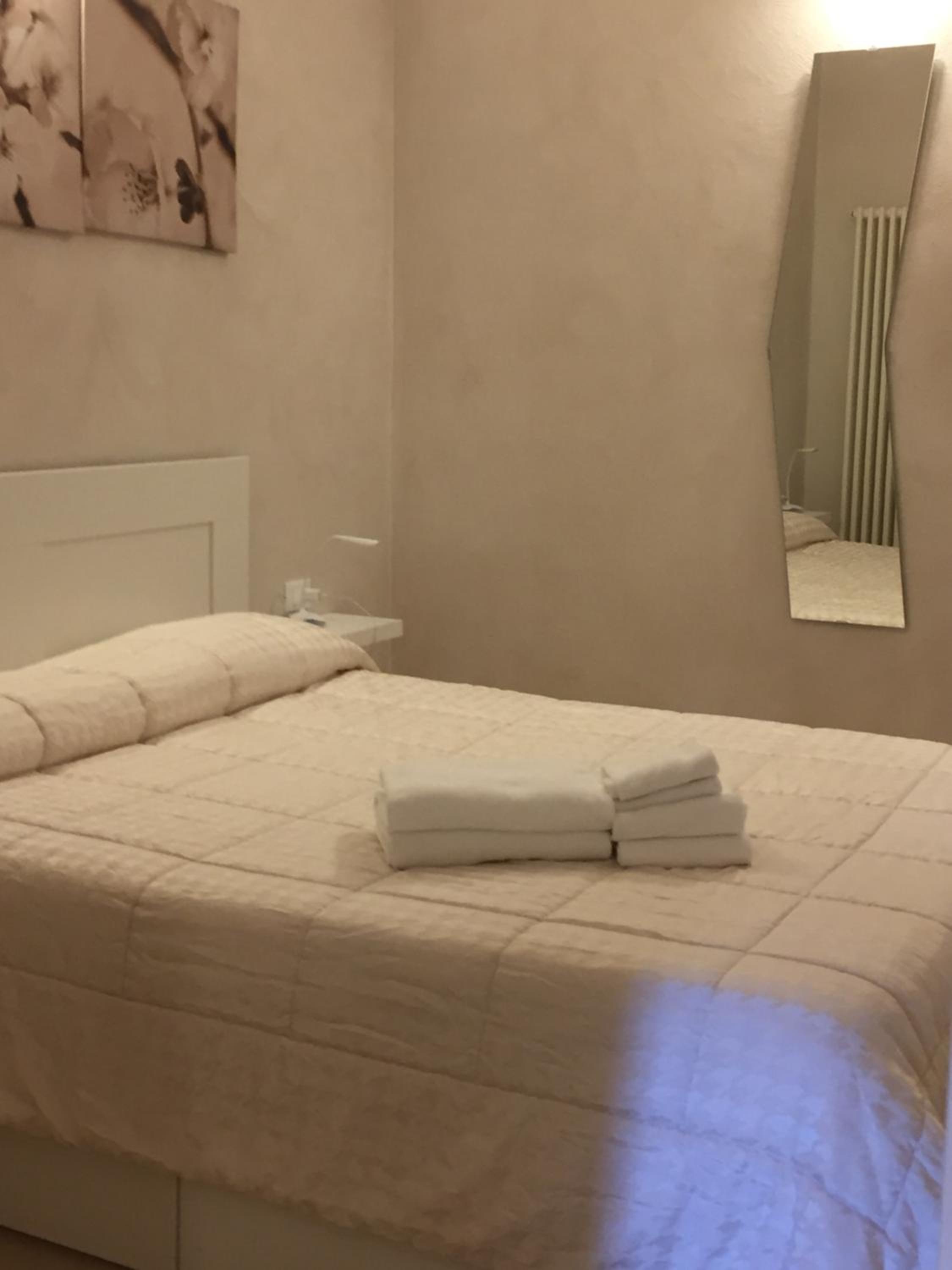 Deluxe Double Room with Balcony and Sea View photo 3