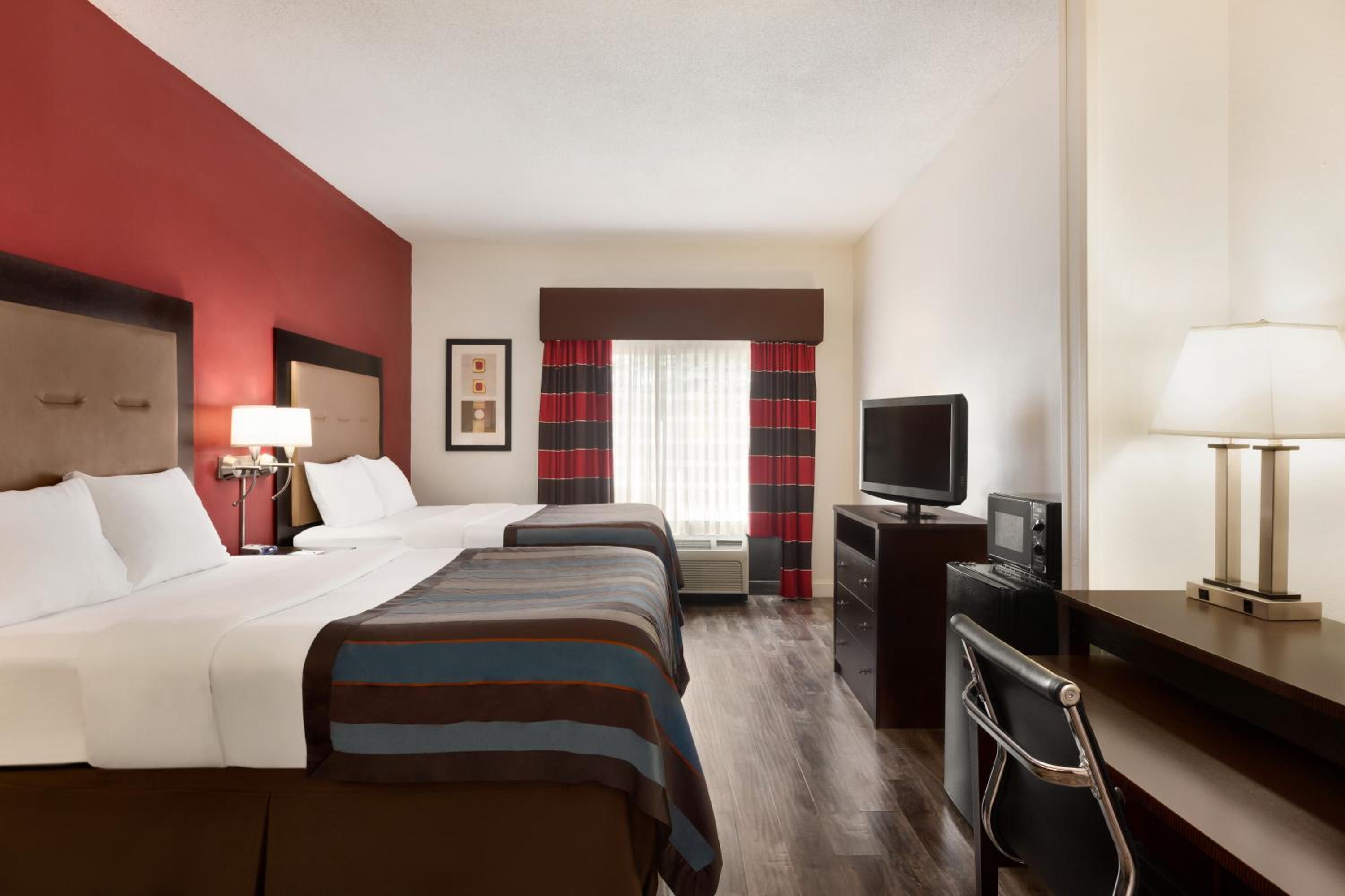Queen Room with Two Queen Beds - Non-Smoking