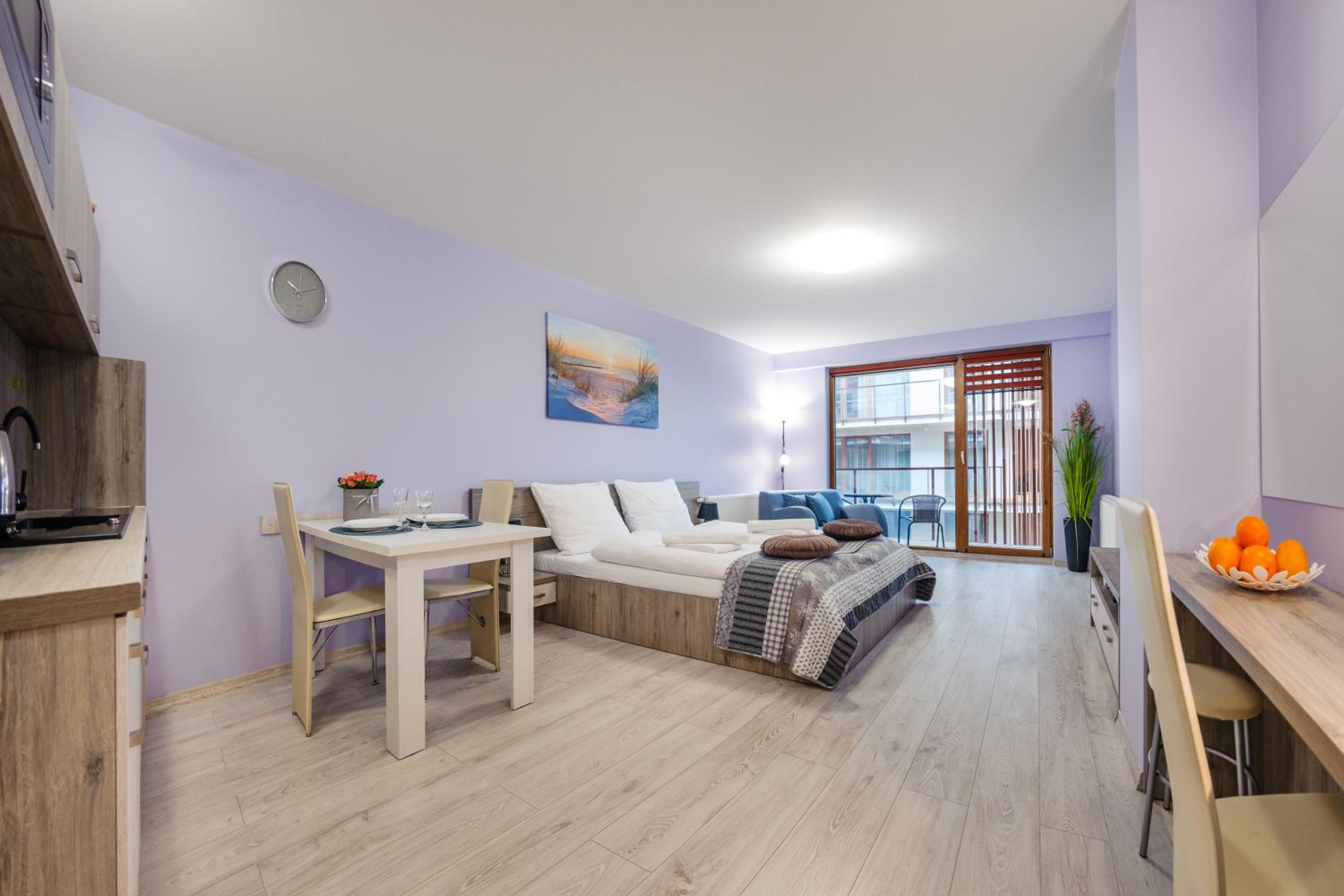 Studio Apartment