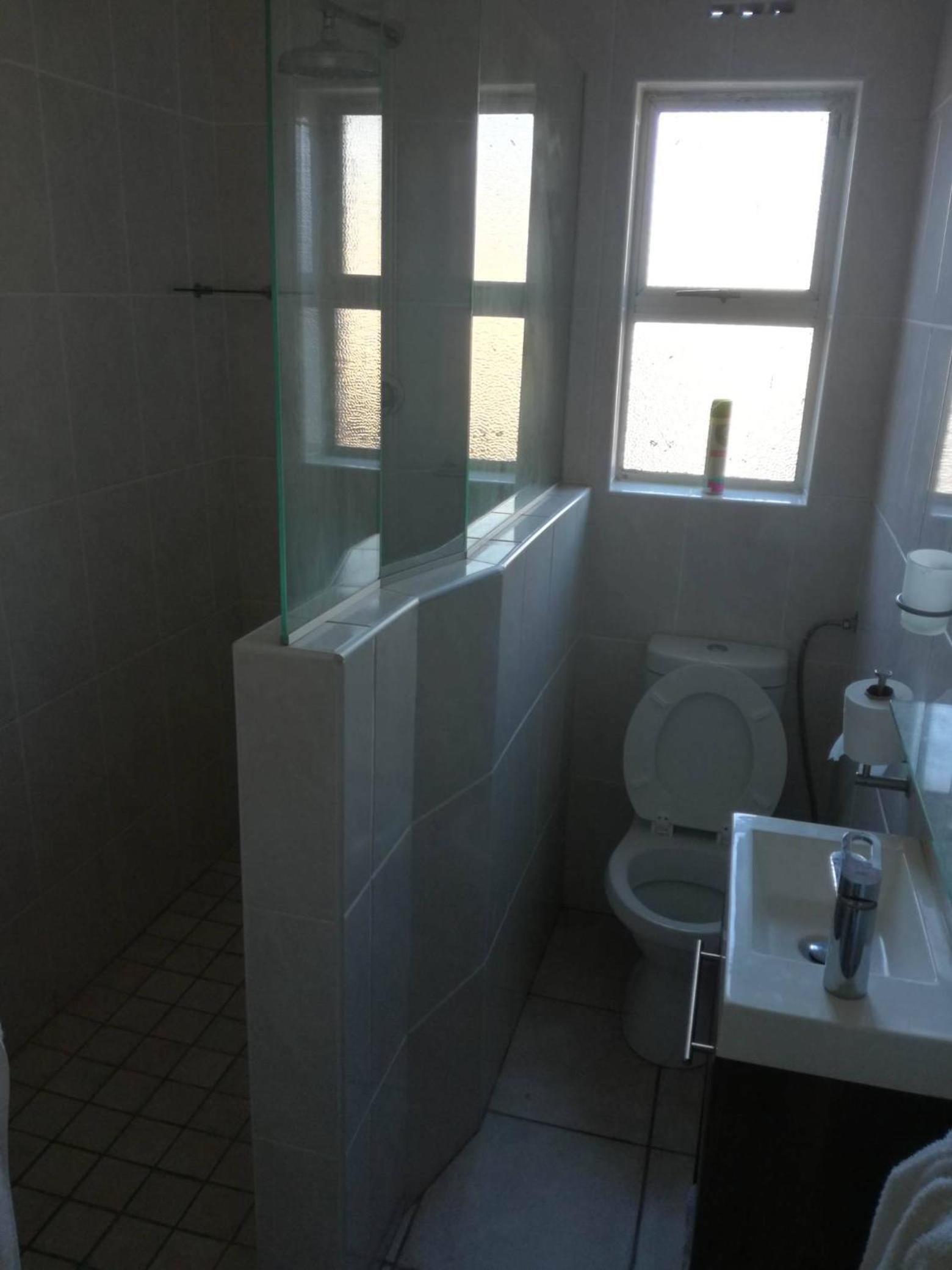 Two-Bedroom Apartment - Photo 10