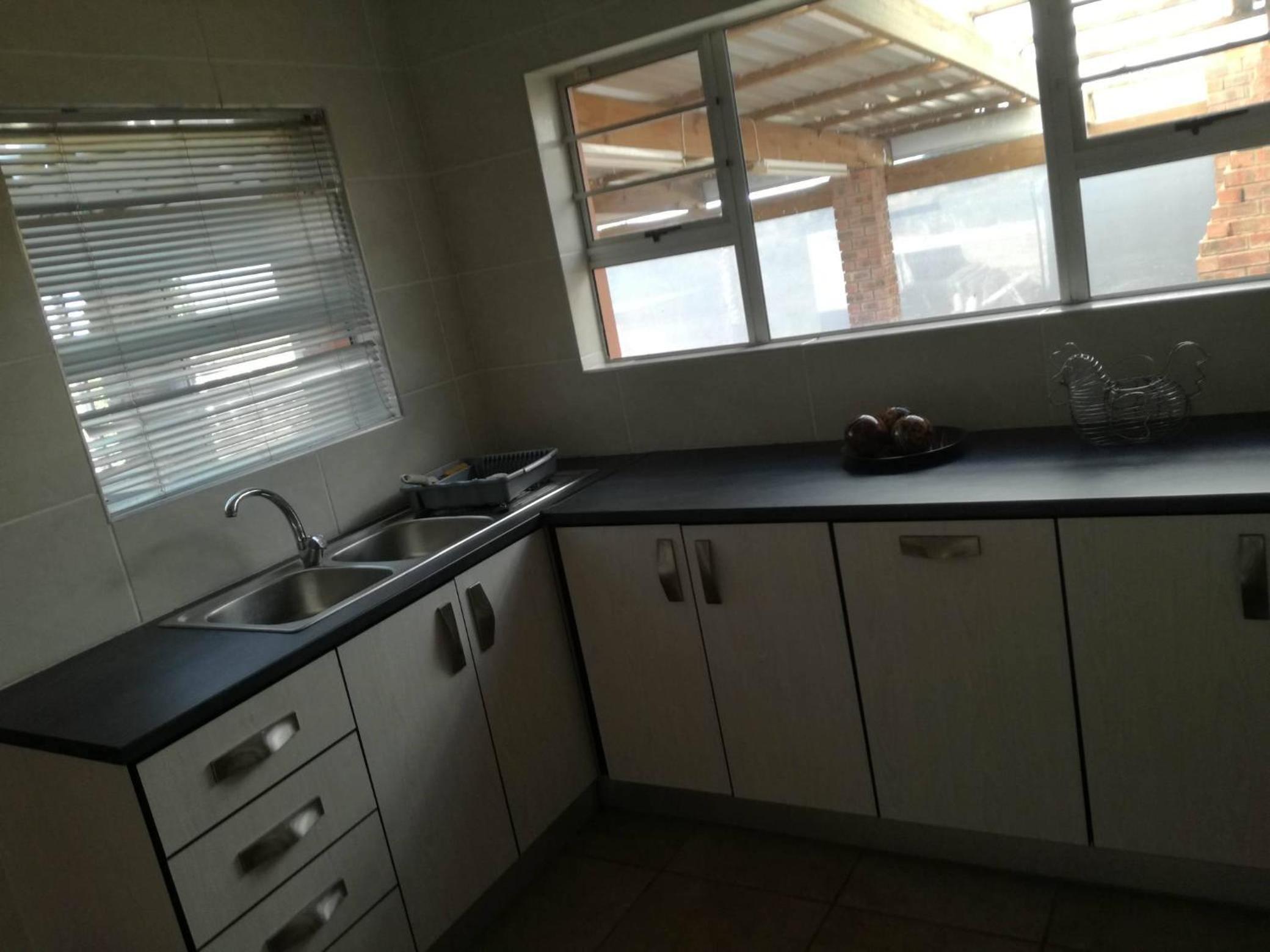 Two-Bedroom Apartment - Photo 3