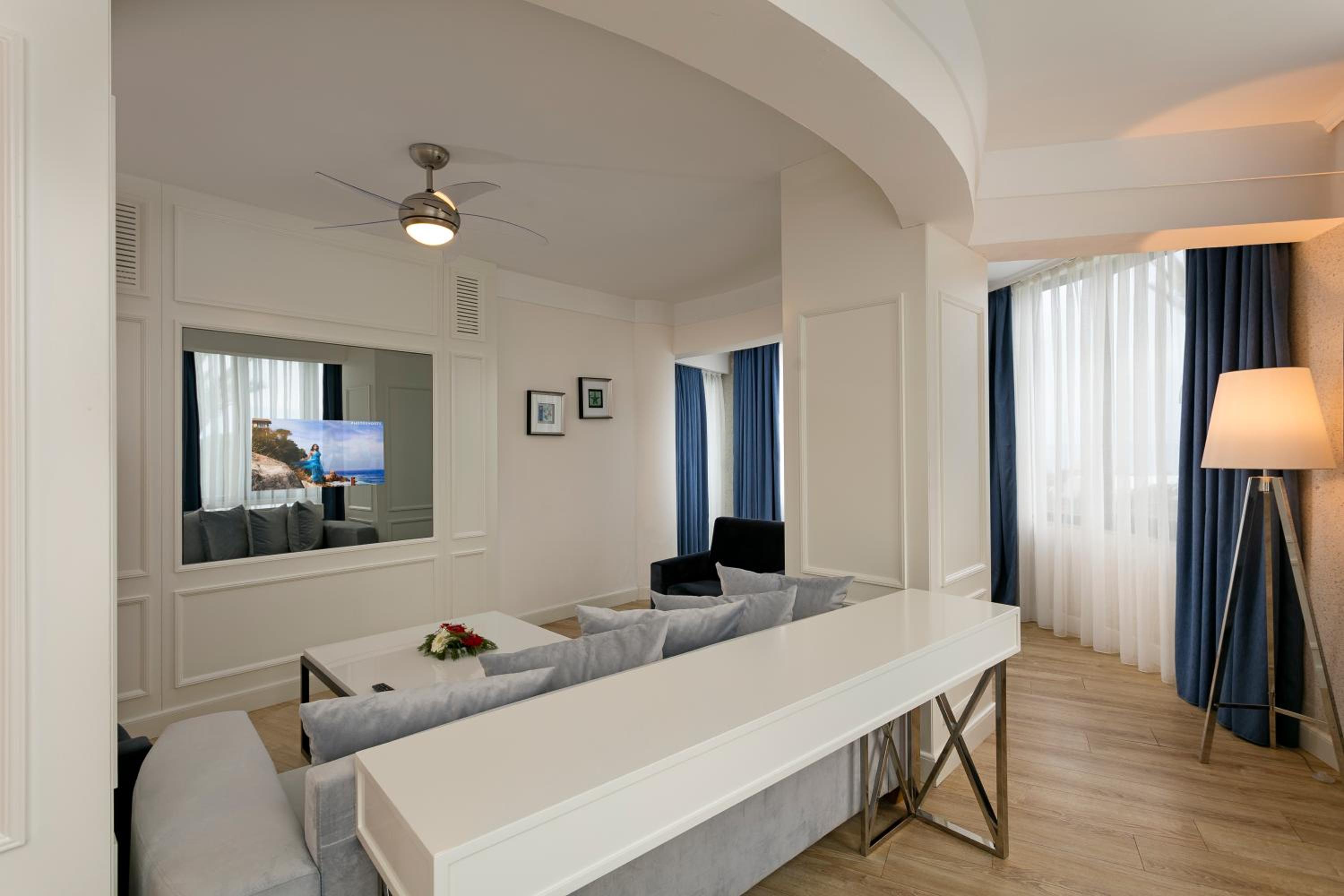Presidential Suite