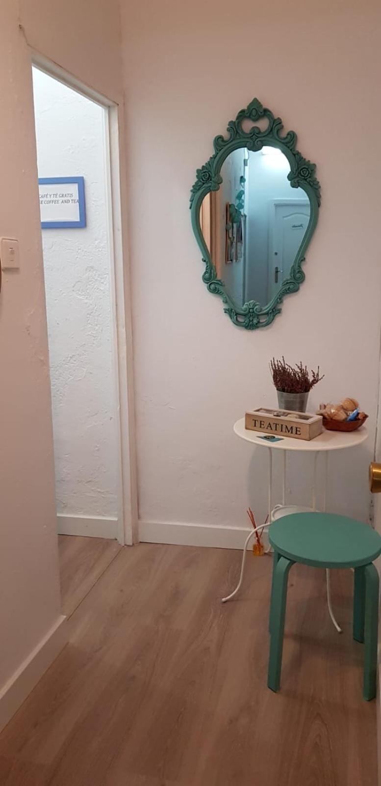 Triple Room with Private Bathroom - Photo 2