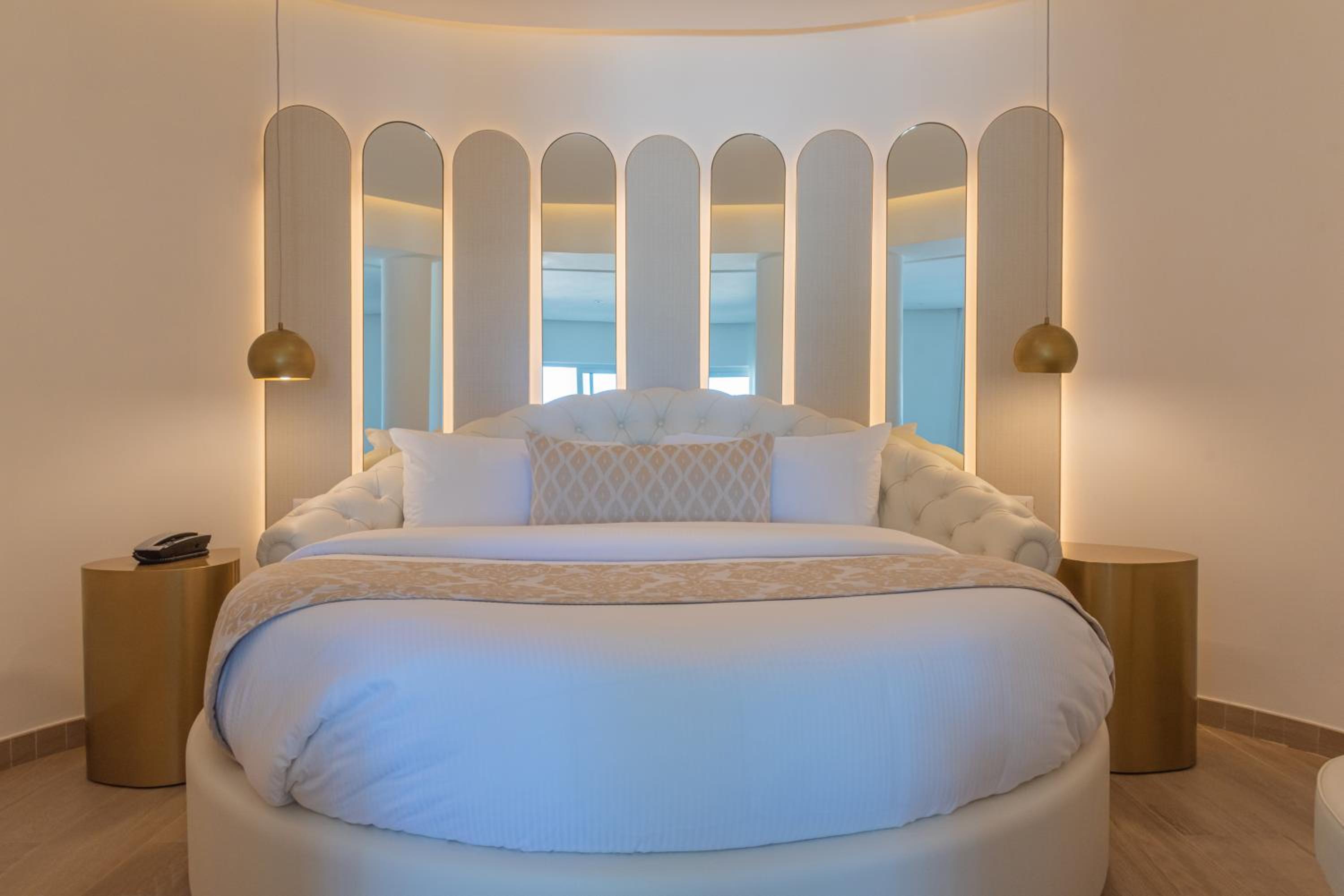 Honeymoon Platinum Suite (Adults only)