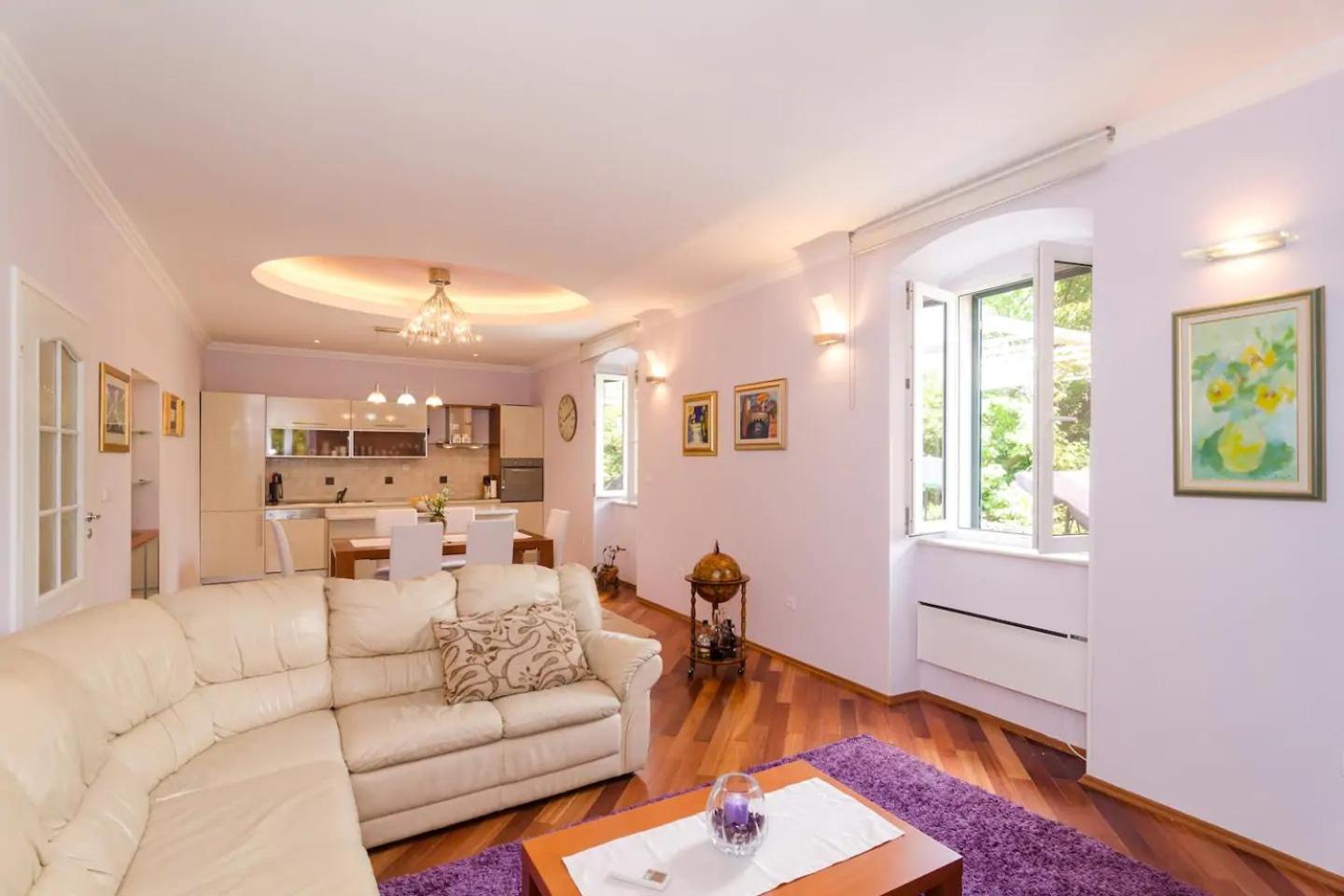Two-Bedroom Apartment with Terrace and Garden View