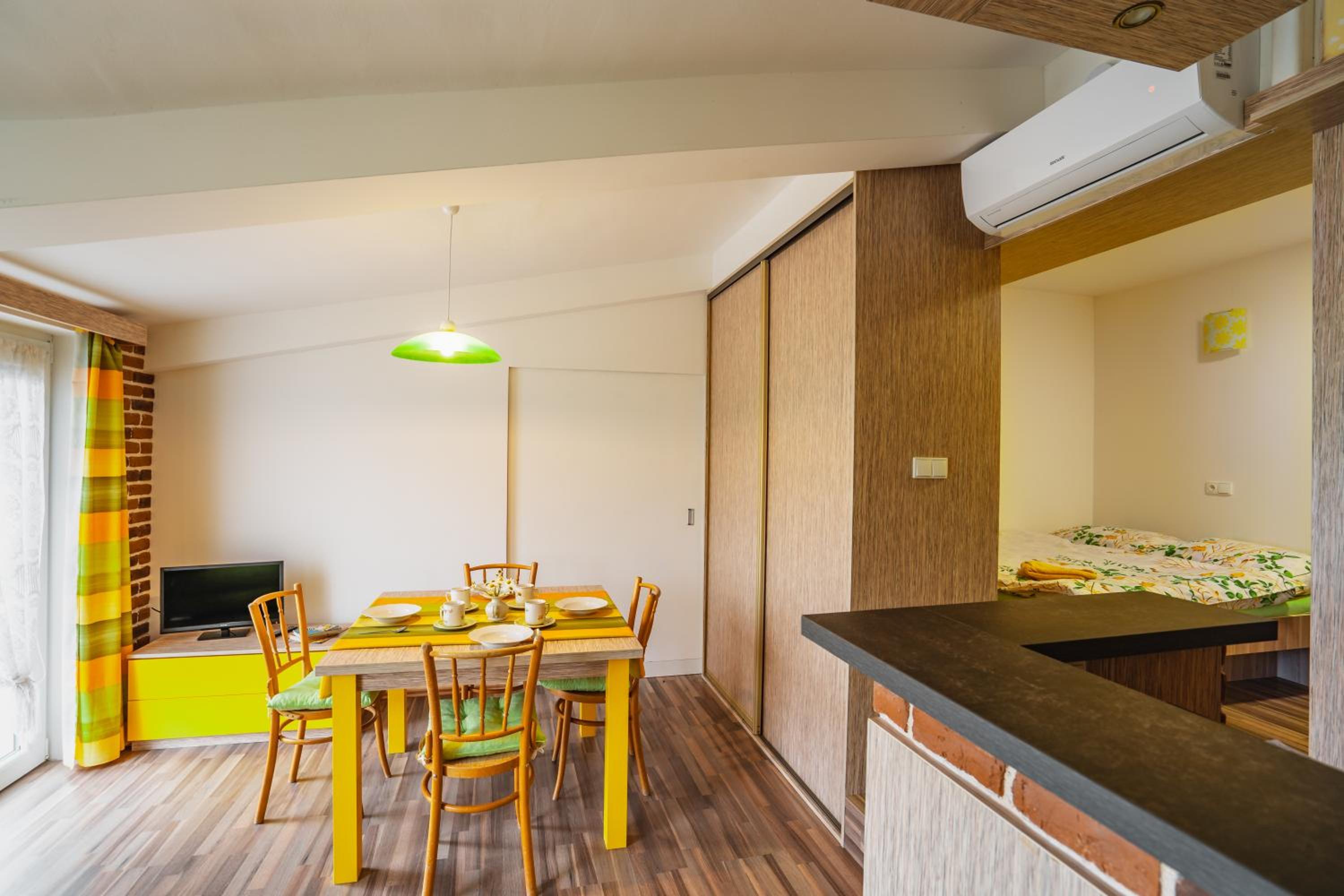 Large Double or Twin Room photo 1
